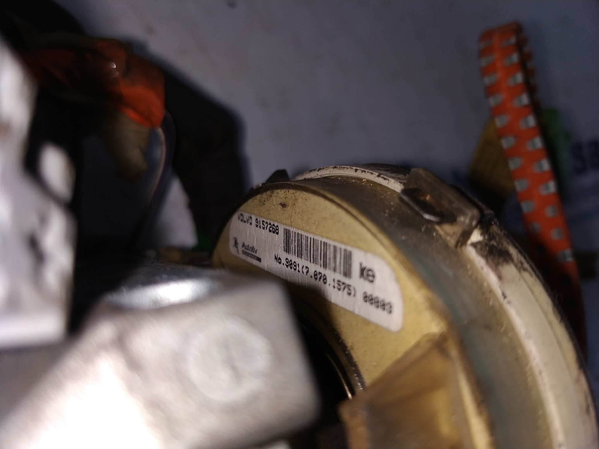 Recambio de COLUMNA DIRECCION para VOLVO S70 BERLINA B5252S referencia OEM IAM 9157271 9