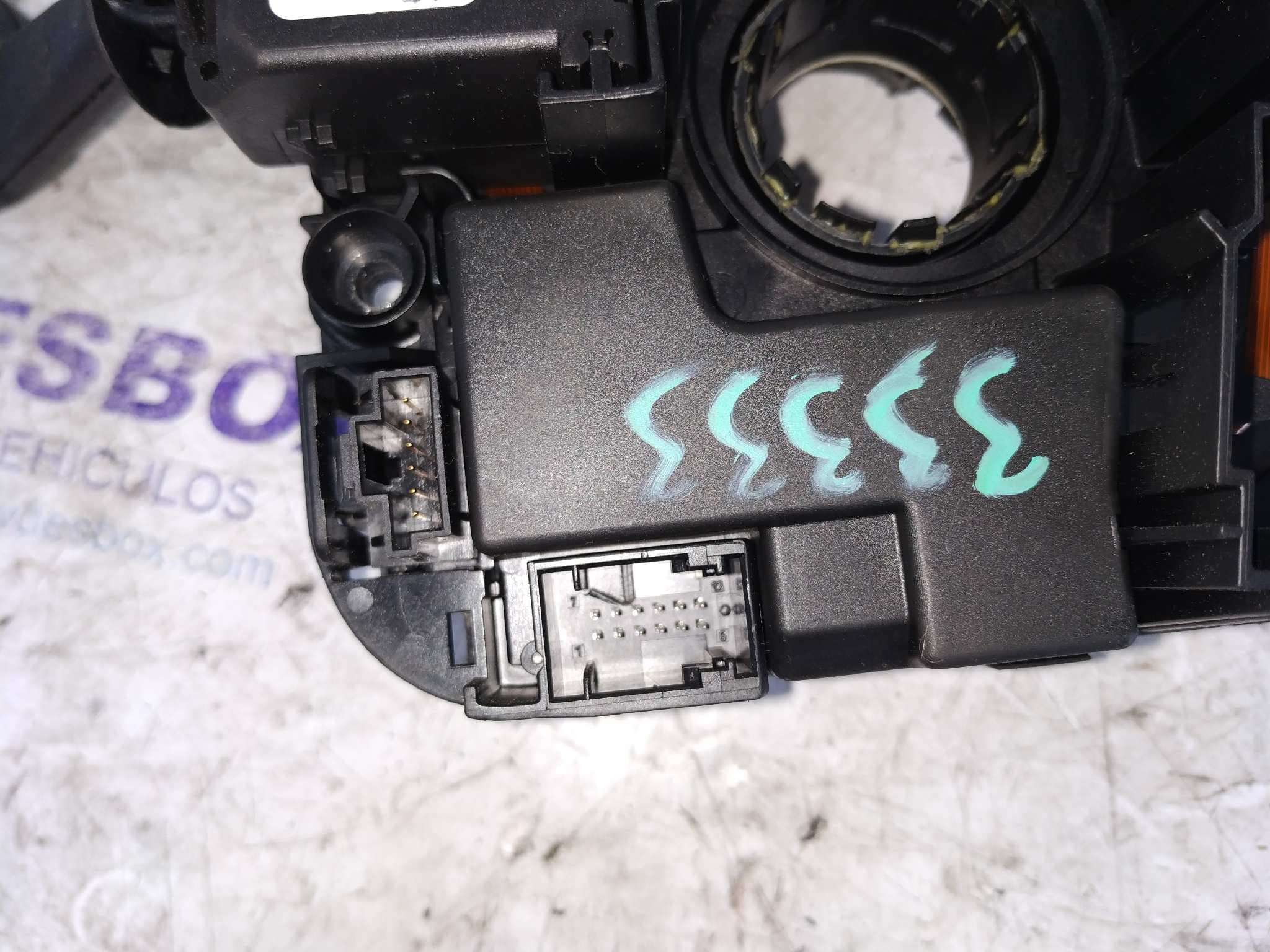 Recambio de MANDO MULTIFUNCION para BMW SERIE 1 BERLINA (E81/E87) M47N204D4 referencia OEM IAM 695567902   - PLATA 5