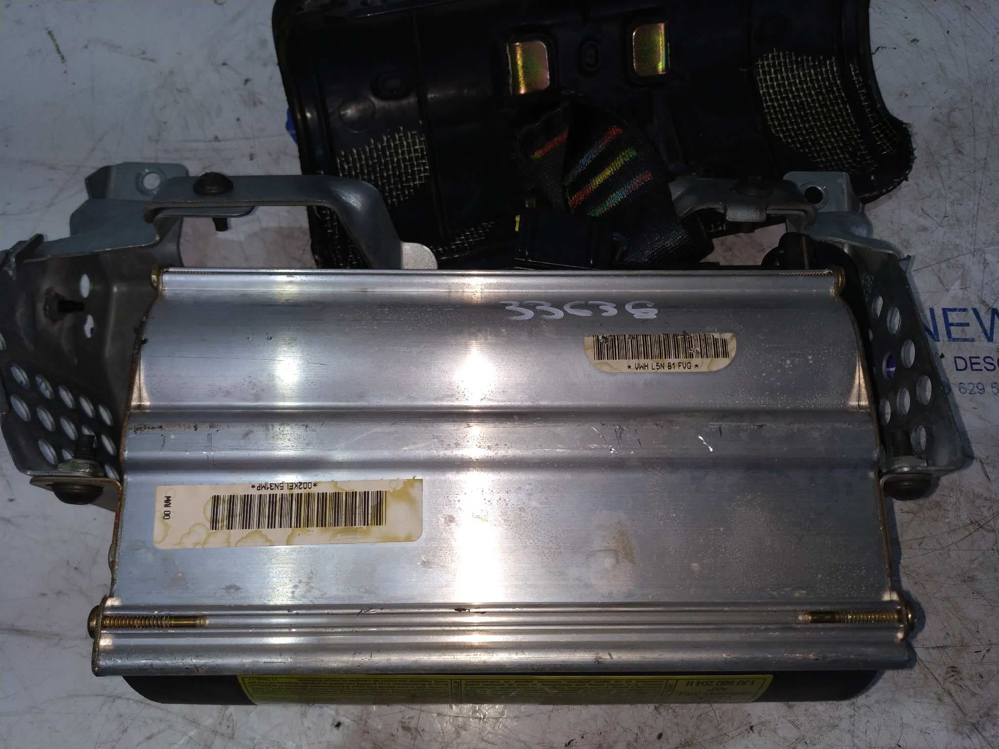 Recambio de AIRBAG DELANTERO DERECHO para SEAT LEON (1M1) AGR referencia OEM IAM 1J0880204H   - PLATA 4