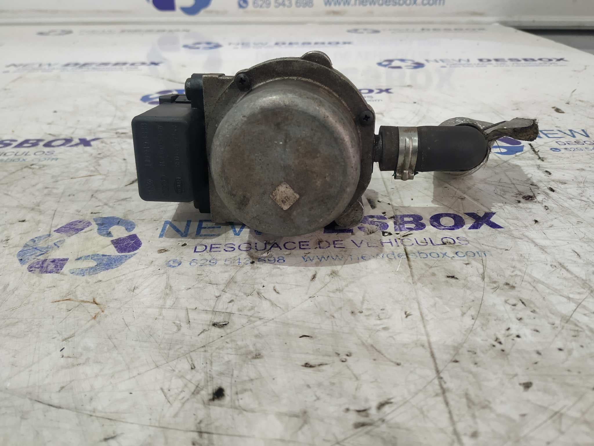 Recambio de DEPRESOR FRENO / BOMBA VACIO para VOLKSWAGEN GOLF IV BERLINA (1J1) AKL referencia OEM IAM 1J0612181B   - NEGRO 4