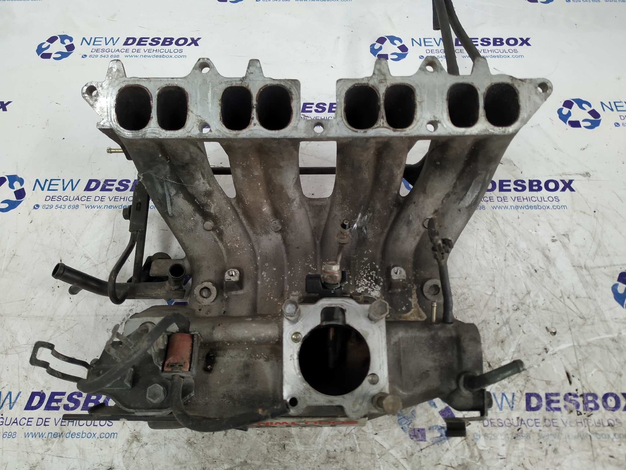 Recambio de COLECTOR ADMISION para TOYOTA CELICA (T20) CARLOS SAINZ 4WD 2.0 TURBO 3SGE referencia OEM IAM COLECTOR TOYOTA 2000 TWIN CAM 16   - ROJO 3