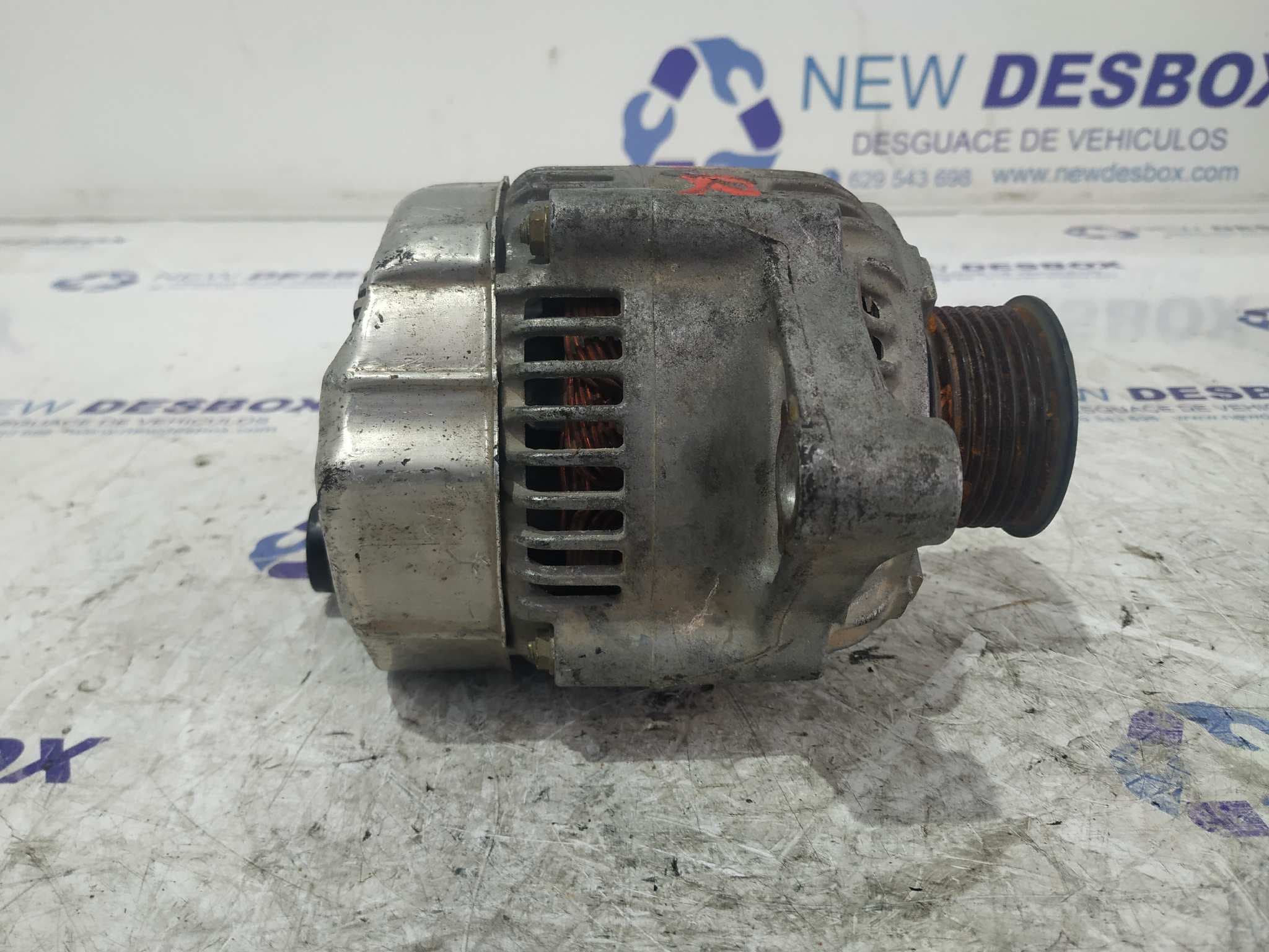 Recambio de ALTERNADOR para CHRYSLER JEEP CHEROKEE (J) M52 referencia OEM IAM 38522296F 2