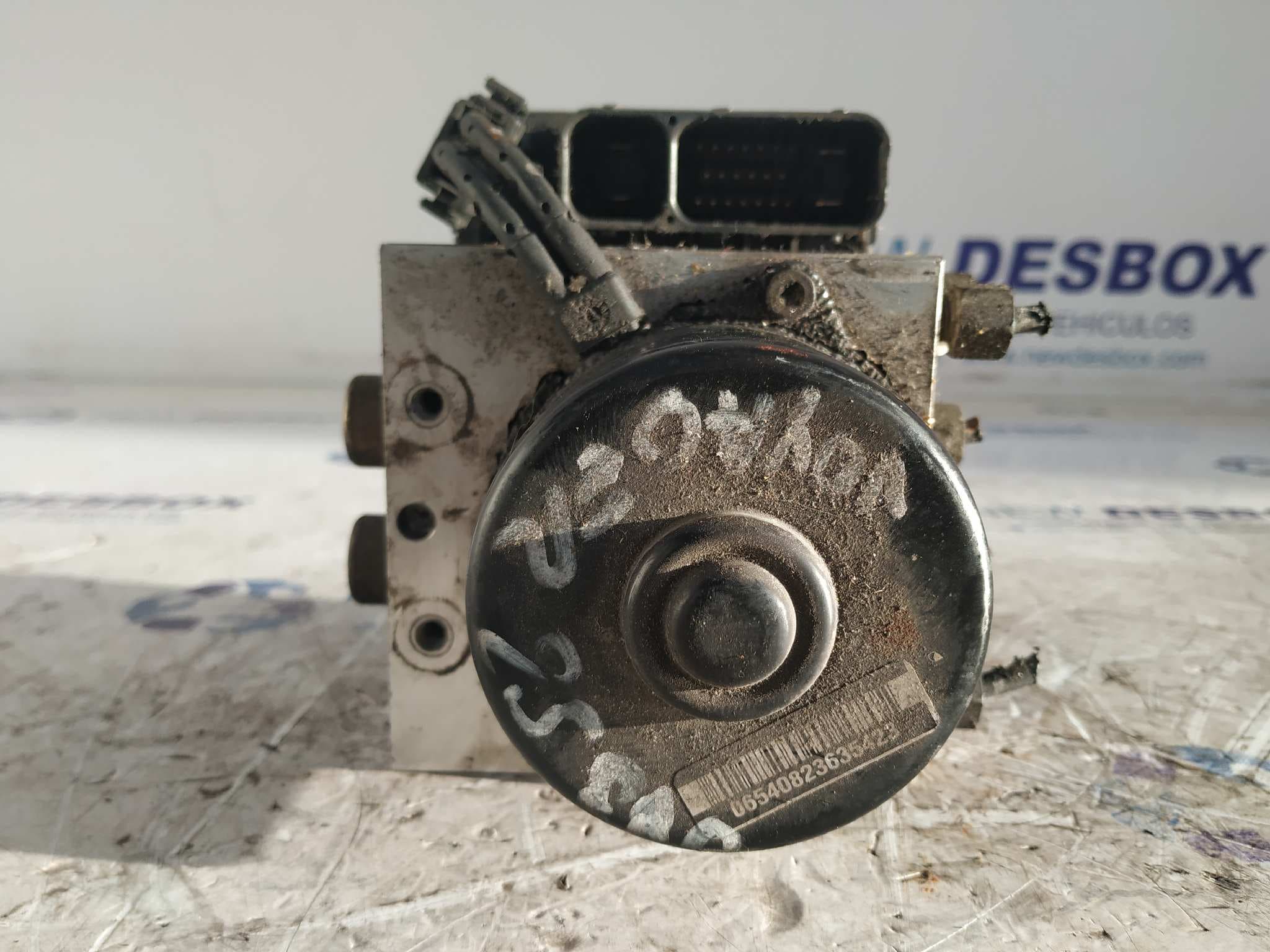 Recambio de ABS para CHRYSLER VOYAGER (RG) VM07C referencia OEM IAM P04721427AK 8