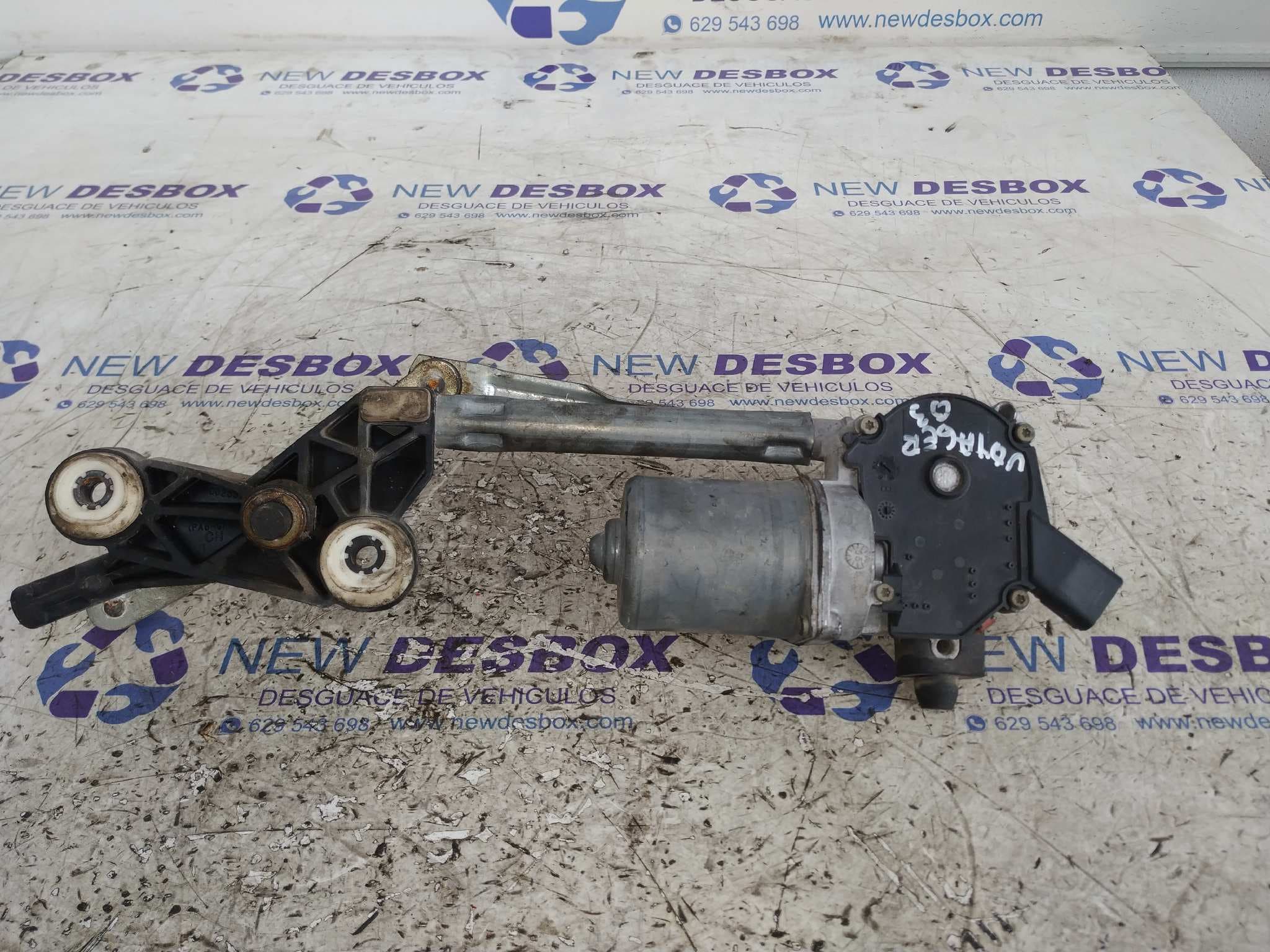 Recambio de MOTOR LIMPIA DELANTERO para CHRYSLER VOYAGER (RG) referencia OEM IAM 472522 4