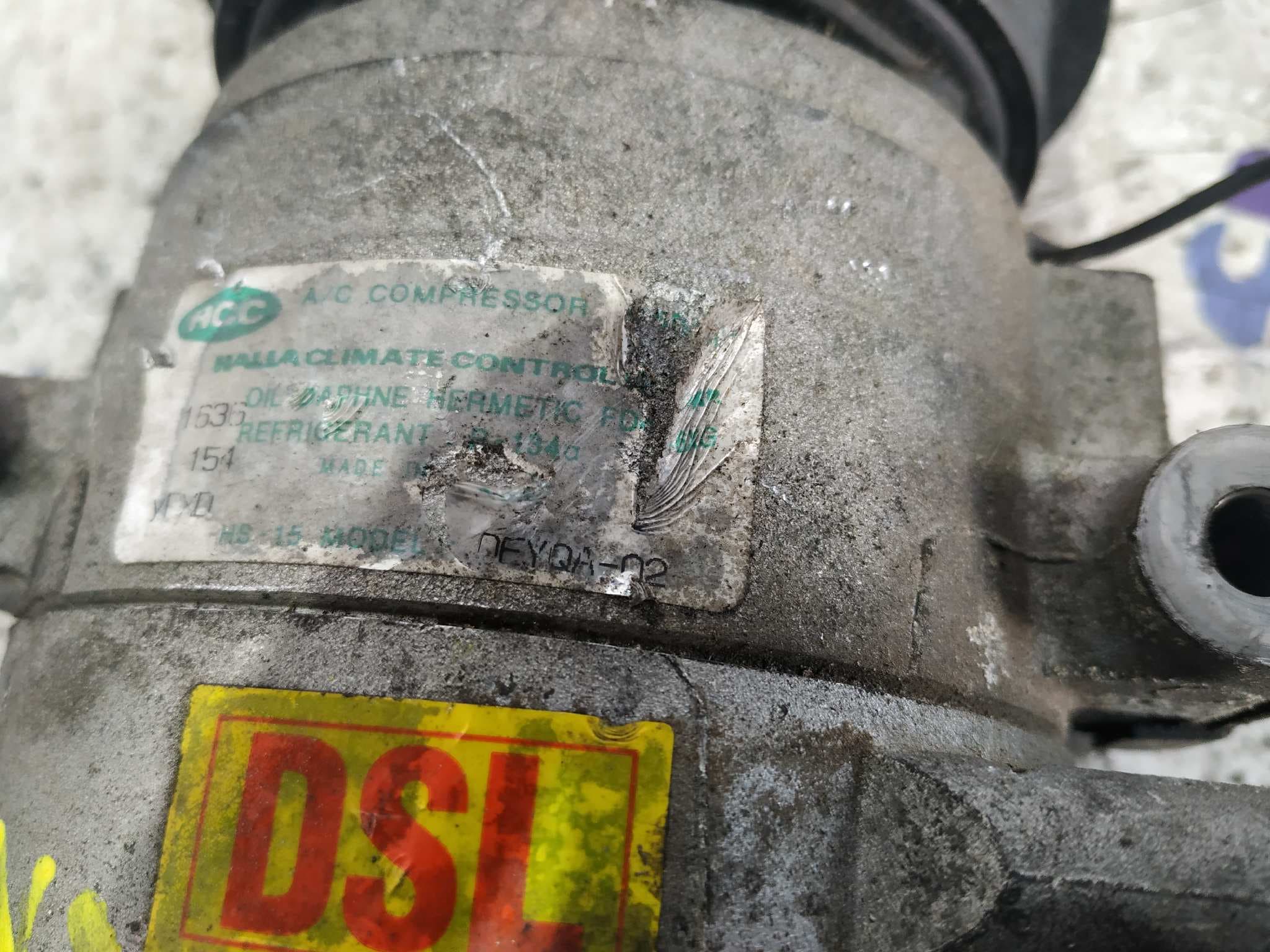 Recambio de COMPRESOR AIRE ACONDICIONADO para HYUNDAI ACCENT (LC) D3EA referencia OEM IAM DEYQA02 4