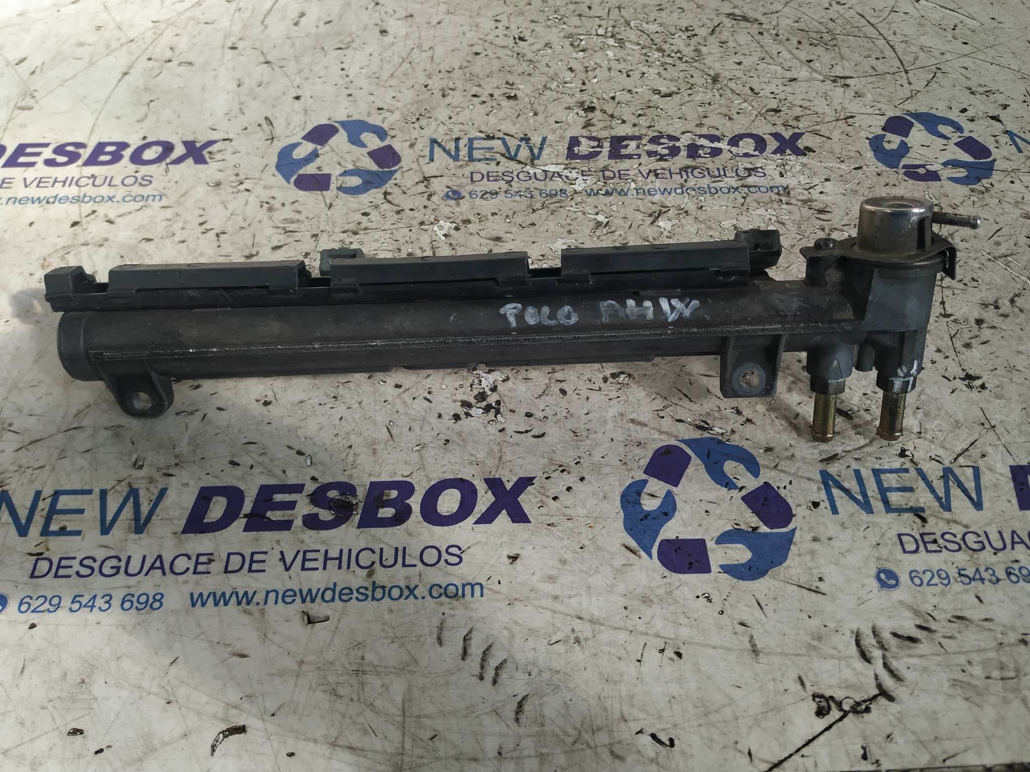 Recambio de RAMPA INYECTORA para VOLKSWAGEN POLO BERLINA (6N2) AHW  referencia OEM IAM 036133319B 4