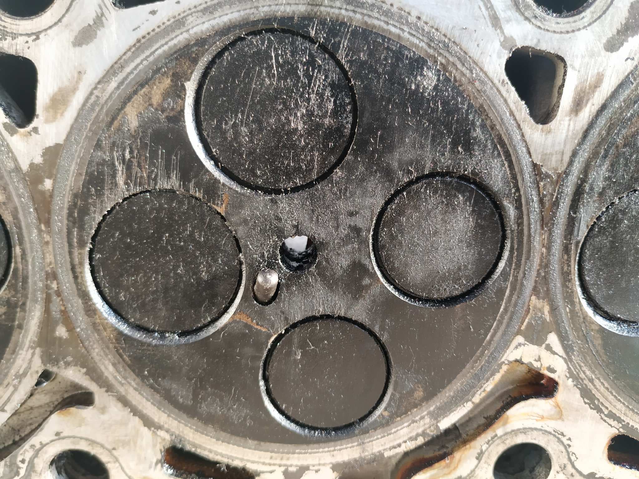 Recambio de CULATA para HYUNDAI TRAJET (FO) D4EA referencia OEM IAM 2211127901 4