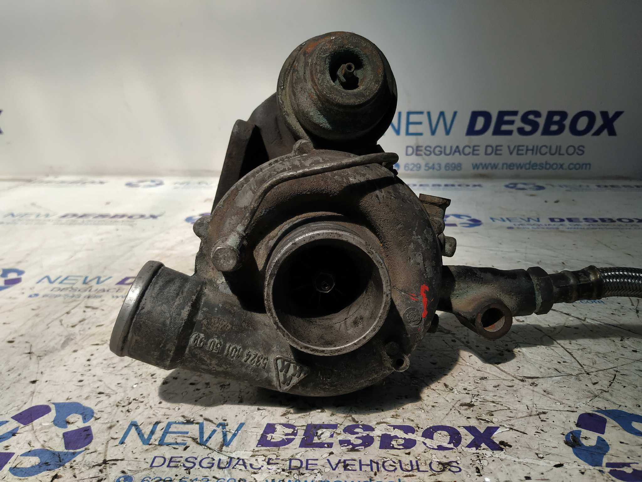 Recambio de TURBOCOMPRESOR para VOLKSWAGEN PASSAT (321/23/27/31) referencia OEM IAM 068145703D