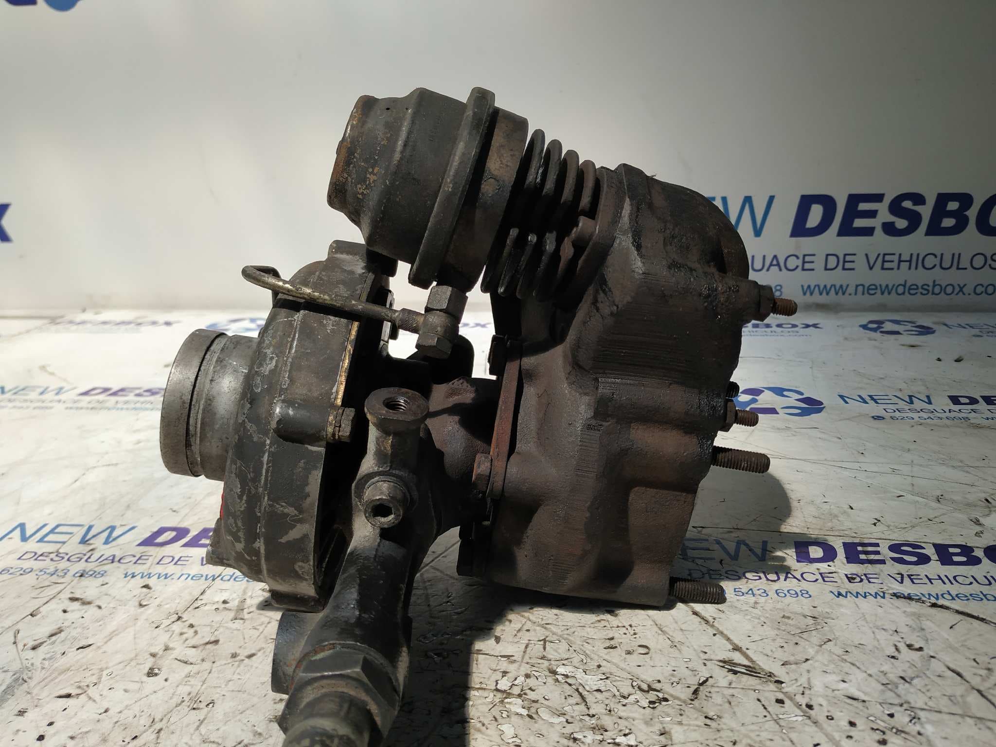 Recambio de TURBOCOMPRESOR para VOLKSWAGEN PASSAT (321/23/27/31) referencia OEM IAM 068145703D 3