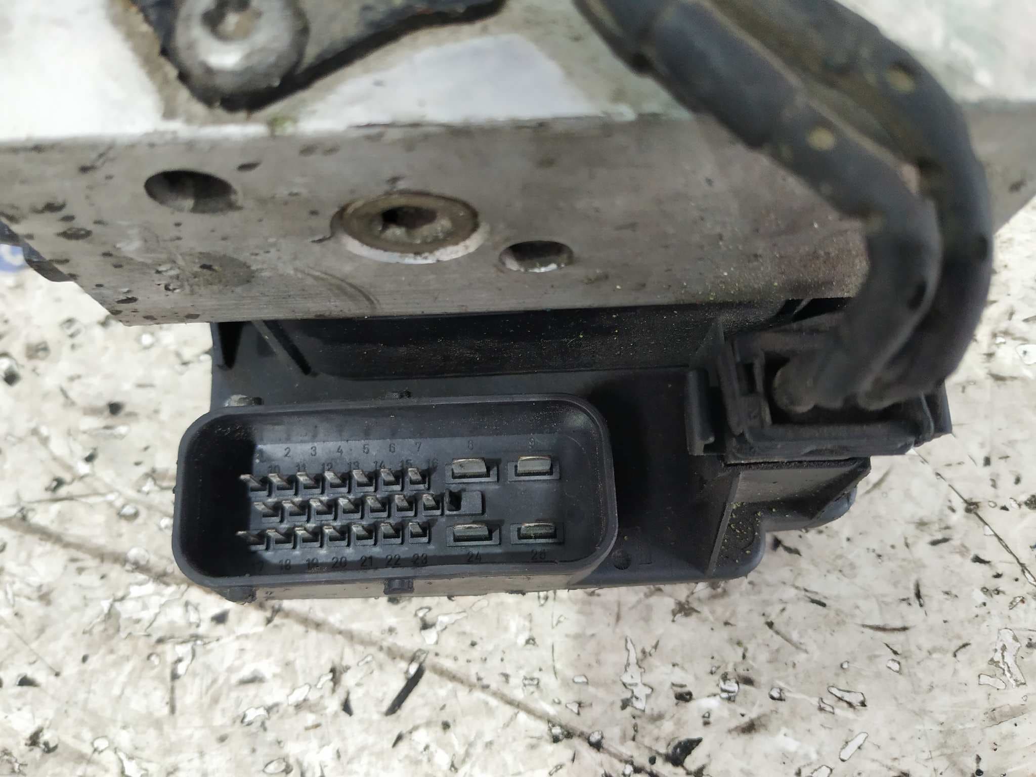 Recambio de ABS para VOLKSWAGEN GOLF IV BERLINA (1J1) AGP referencia OEM IAM 1J0614117C   - AZUL 3
