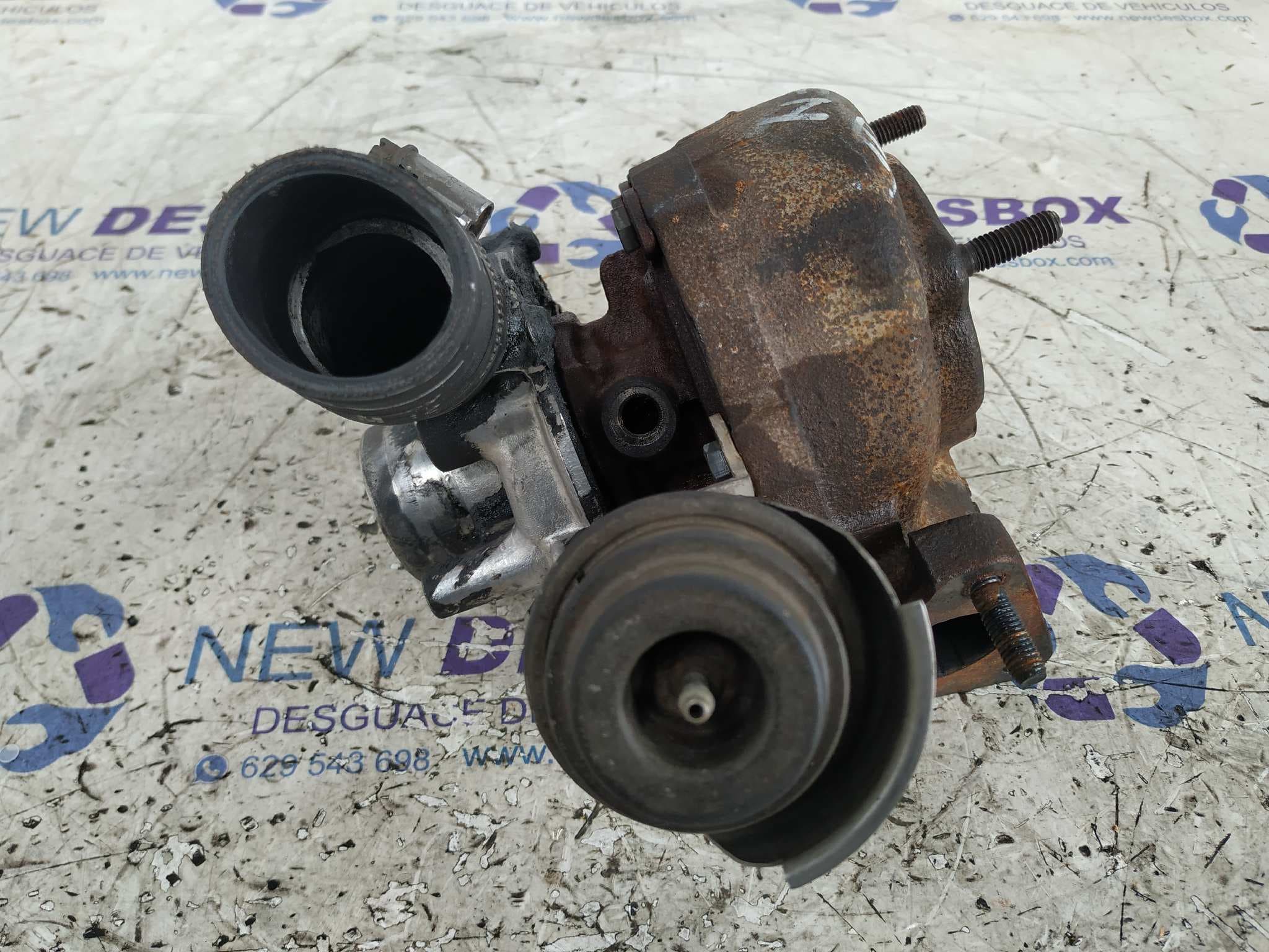 Recambio de TURBOCOMPRESOR para VOLKSWAGEN GOLF III BERLINA (1H1) AFN referencia OEM IAM 028145702D 4