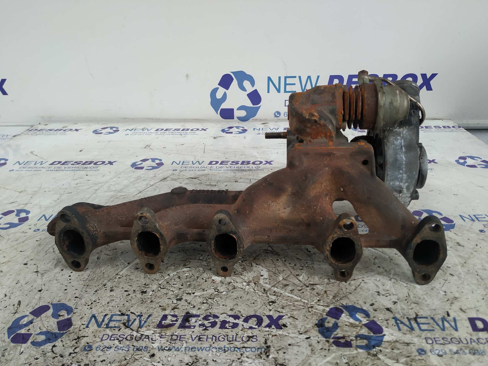 Recambio de TURBOCOMPRESOR para AUDI 100 BERLINA (C4) AAT referencia OEM IAM 046145703F 2