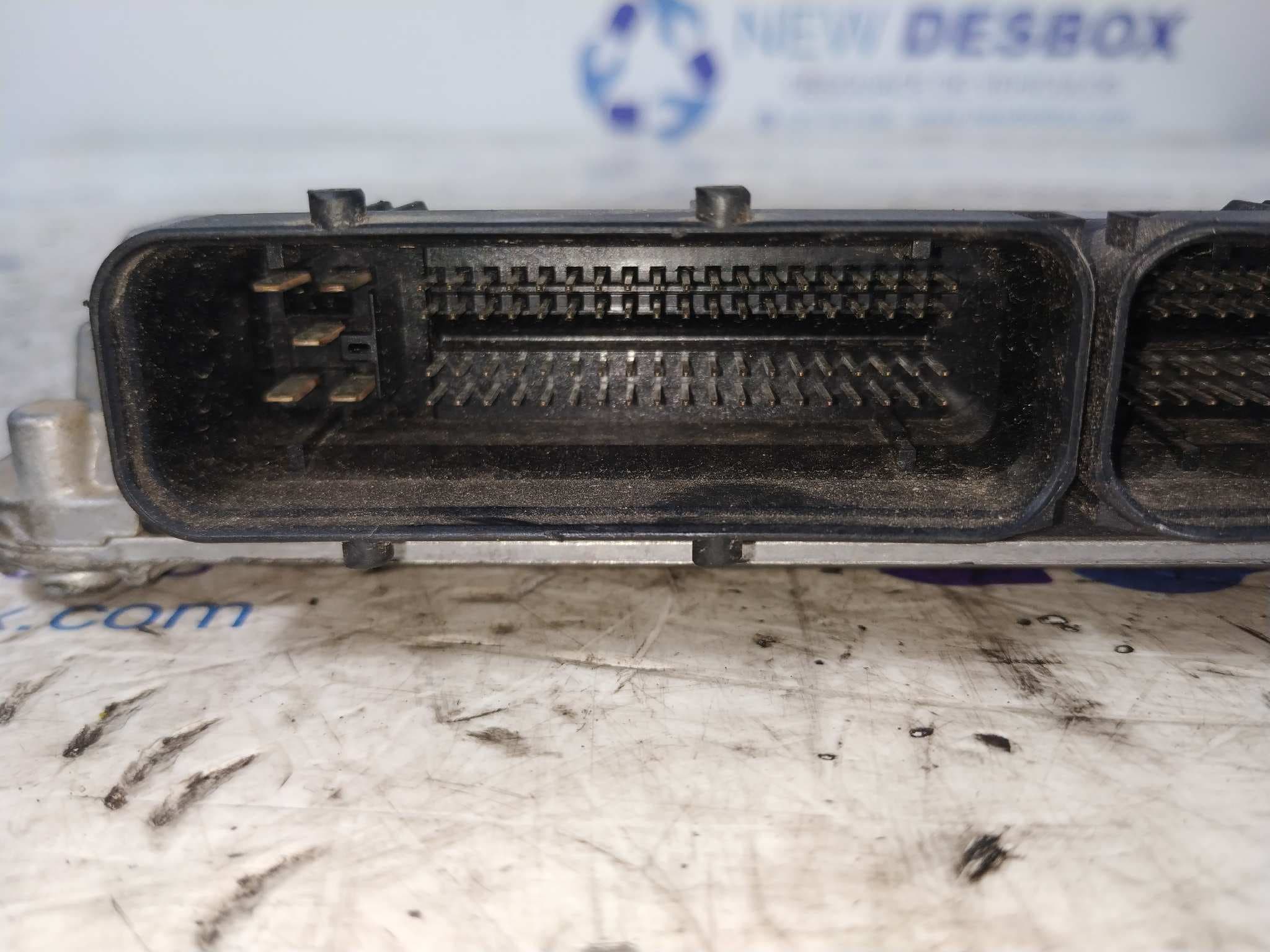 Recambio de CENTRALITA MOTOR UCE para SKODA FABIA (6Y2/6Y3) 1.4 referencia OEM IAM 047906033C   - GRIS 3
