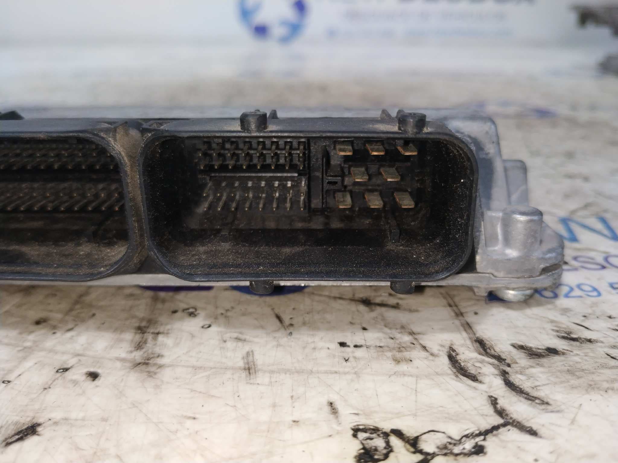 Recambio de CENTRALITA MOTOR UCE para SKODA FABIA (6Y2/6Y3) 1.4 referencia OEM IAM 047906033C   - GRIS 4