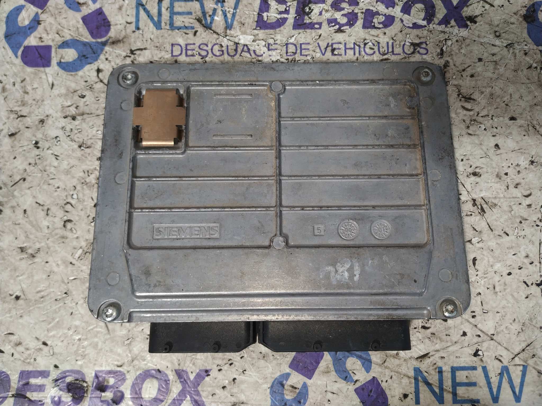 Recambio de CENTRALITA MOTOR UCE para SKODA FABIA (6Y2/6Y3) 1.4 referencia OEM IAM 047906033C   - GRIS 2
