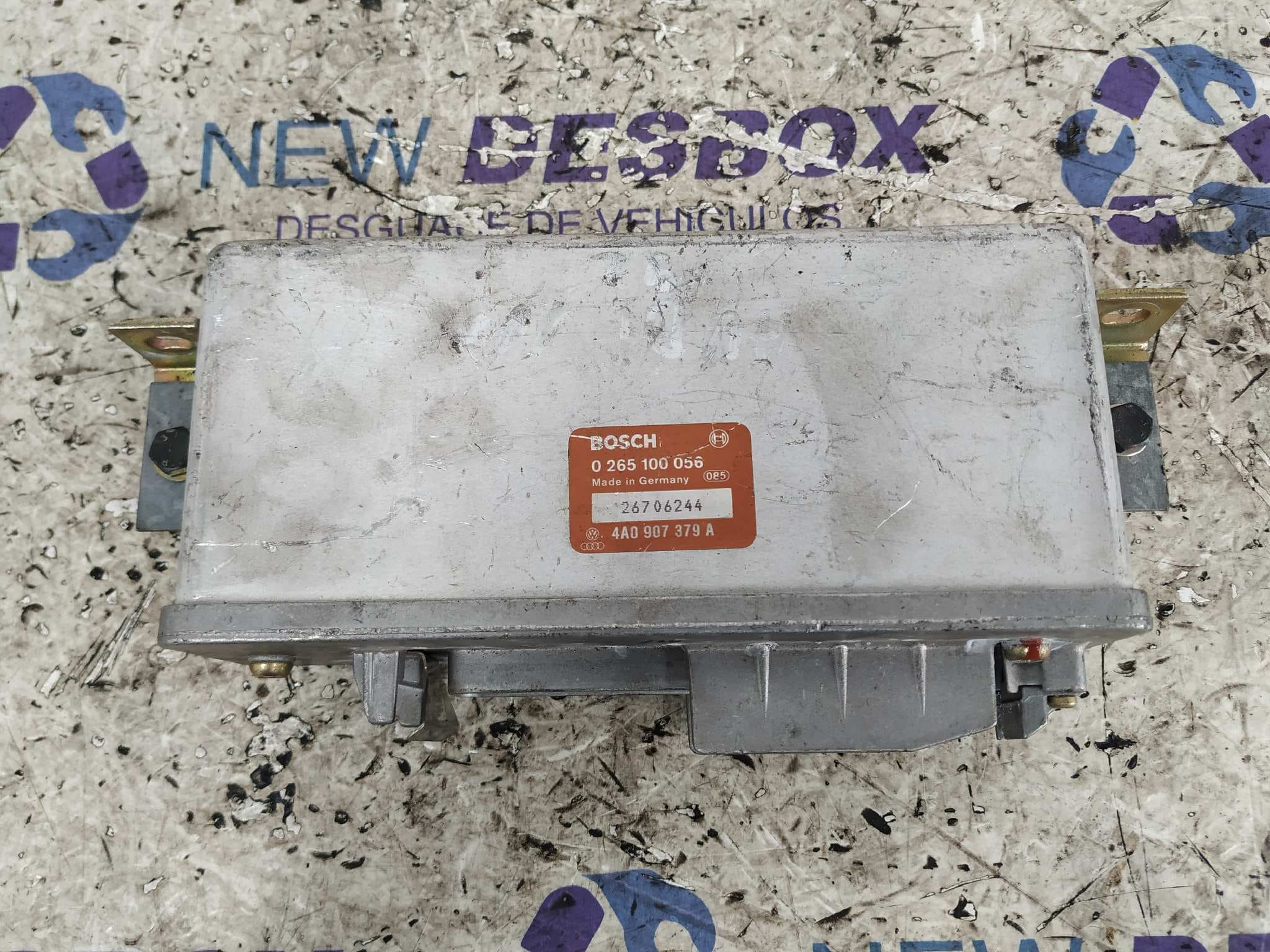 Recambio de CENTRALITA MOTOR UCE para AUDI 100 BERLINA (C4) AAT referencia OEM IAM 4A0907379A