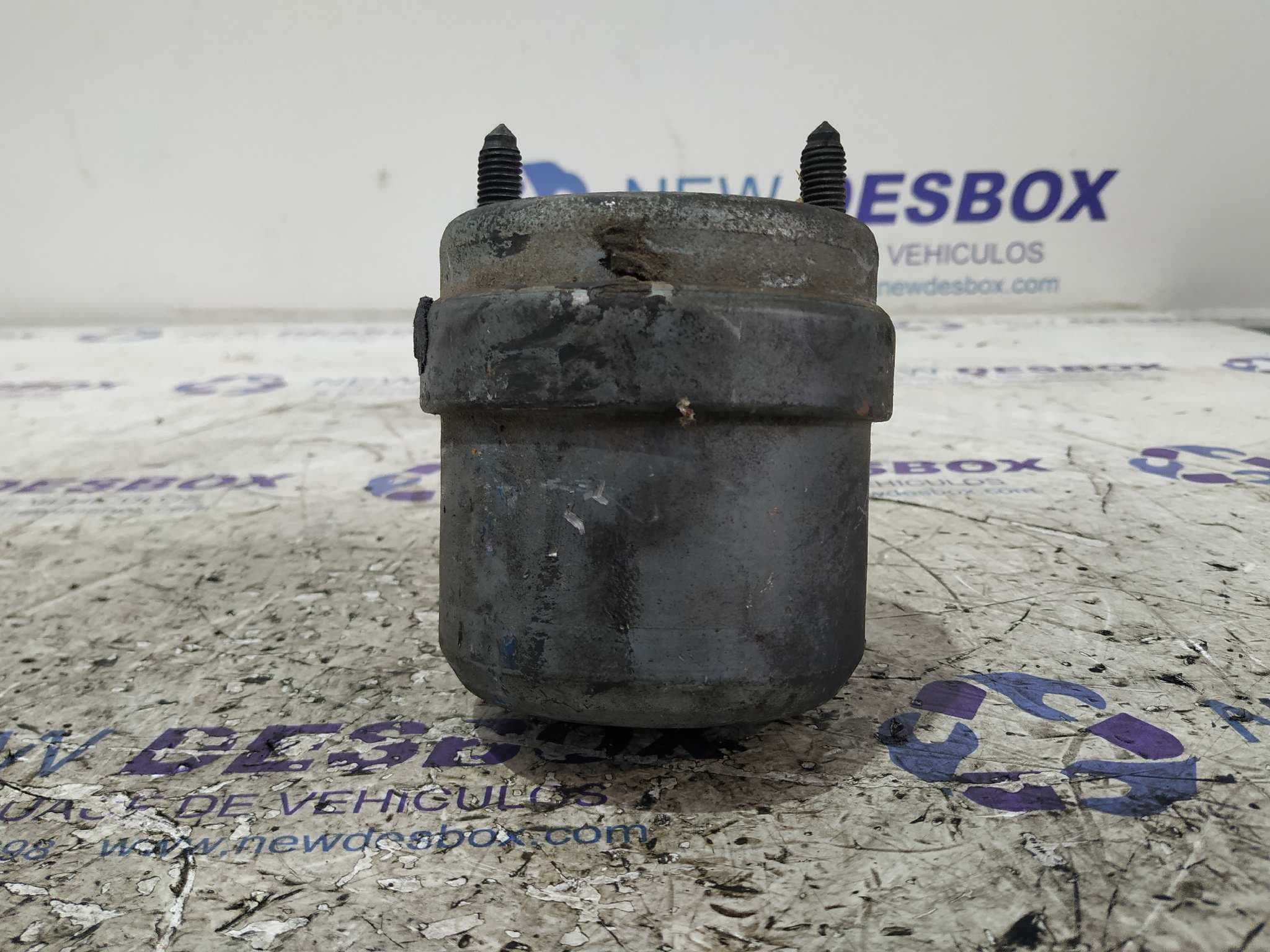 Recambio de SOPORTE MOTOR para VOLKSWAGEN T4 TRANSPORTER/FURGONETA (MOD. 1991) ABL referencia OEM IAM 7D0199132E