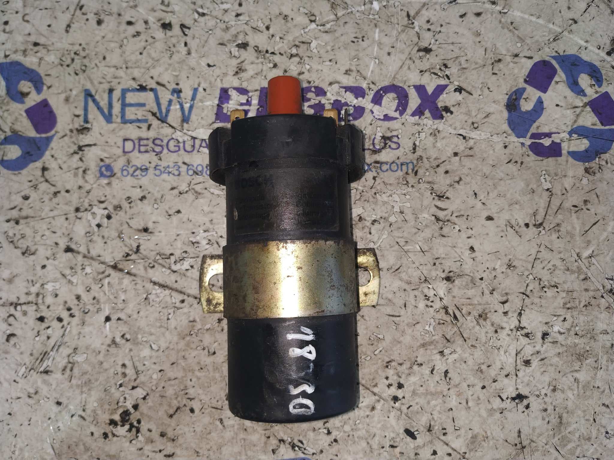 Recambio de BOBINA ENCENDIDO para VOLKSWAGEN POLO (867/871/873) Básico / C Berlina GL referencia OEM IAM 191905115A   - VERDE