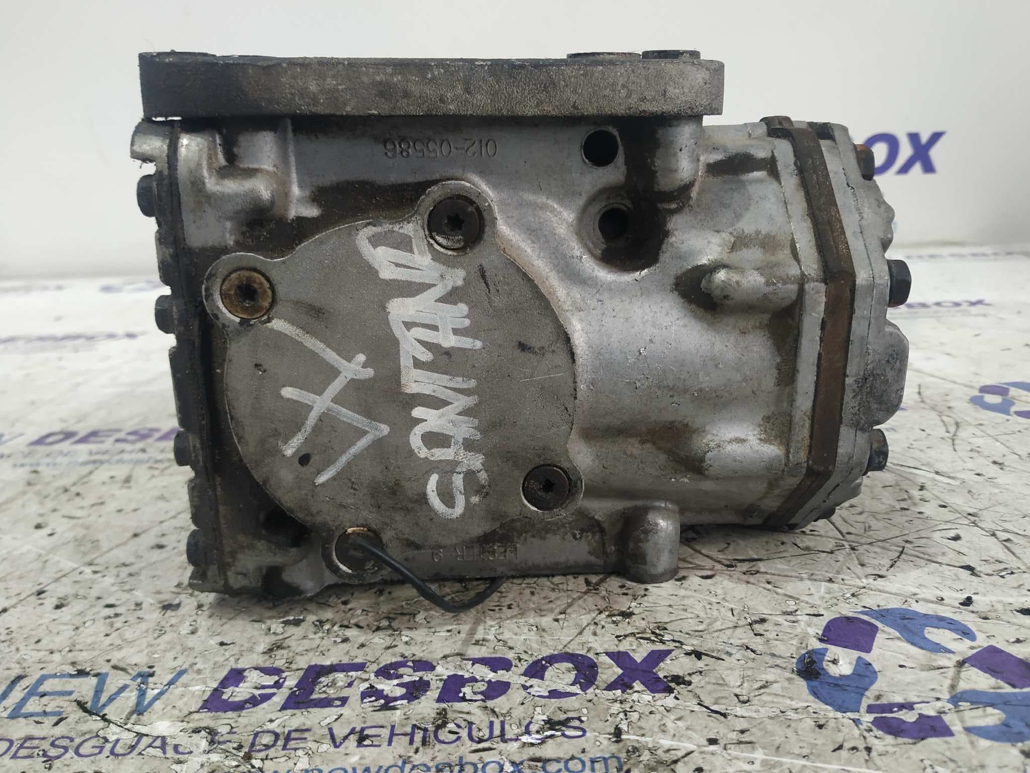 Recambio de COMPRESOR AIRE ACONDICIONADO para VOLKSWAGEN SANTANA (327) referencia OEM IAM 035260901 6