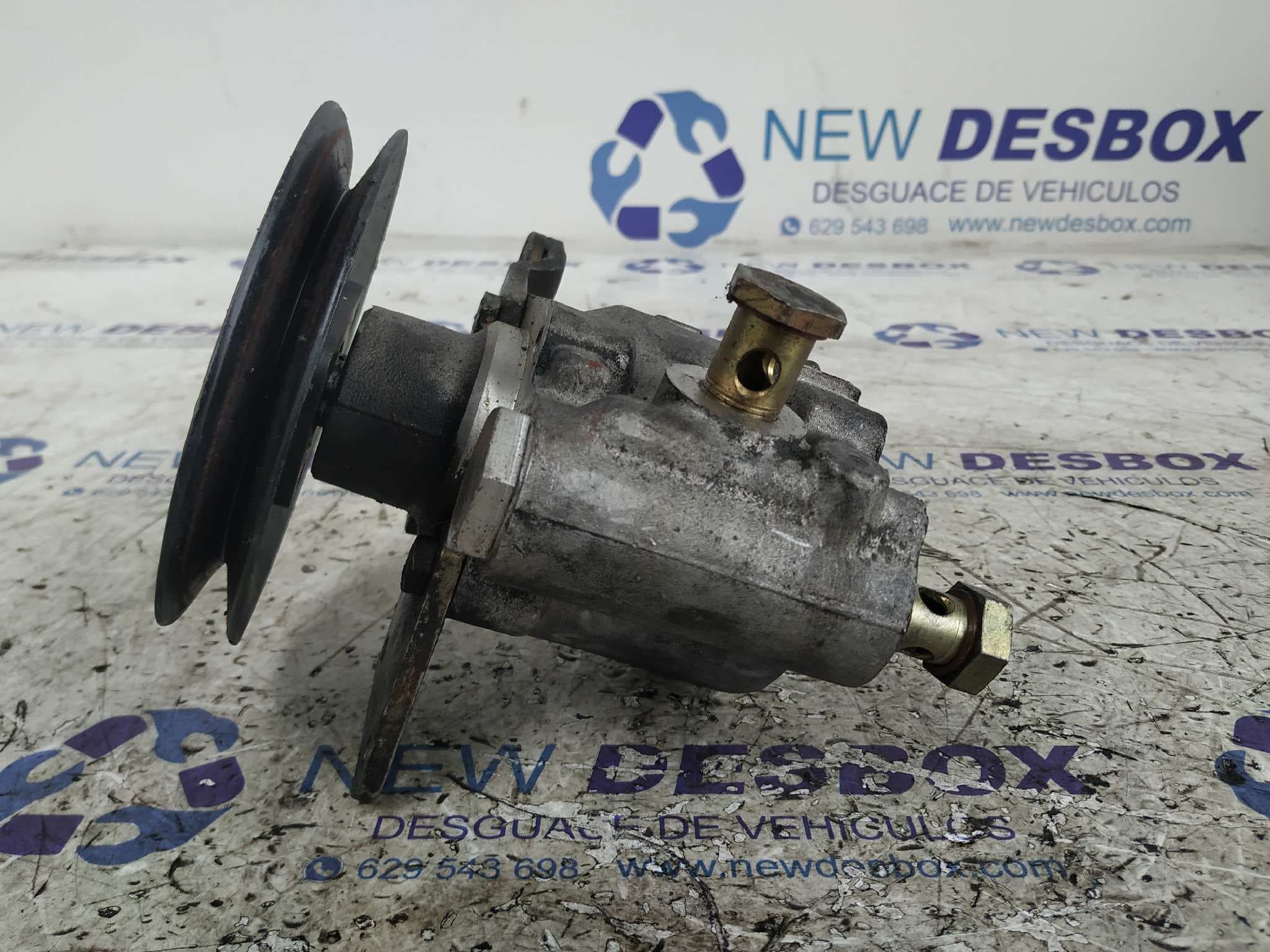 Recambio de BOMBA DIRECCION para VOLKSWAGEN SANTANA (327) FZ referencia OEM IAM 049145155 4