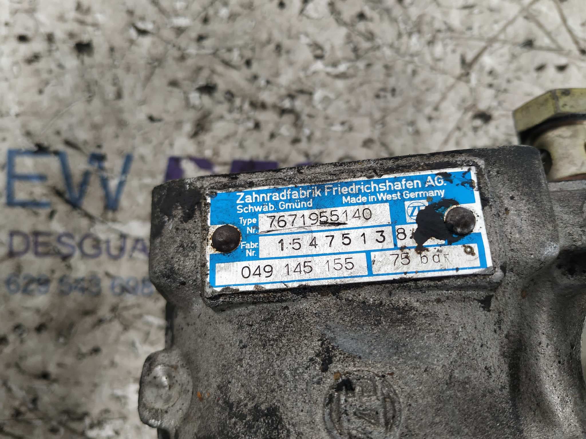 Recambio de BOMBA DIRECCION para VOLKSWAGEN SANTANA (327) FZ referencia OEM IAM 049145155 5