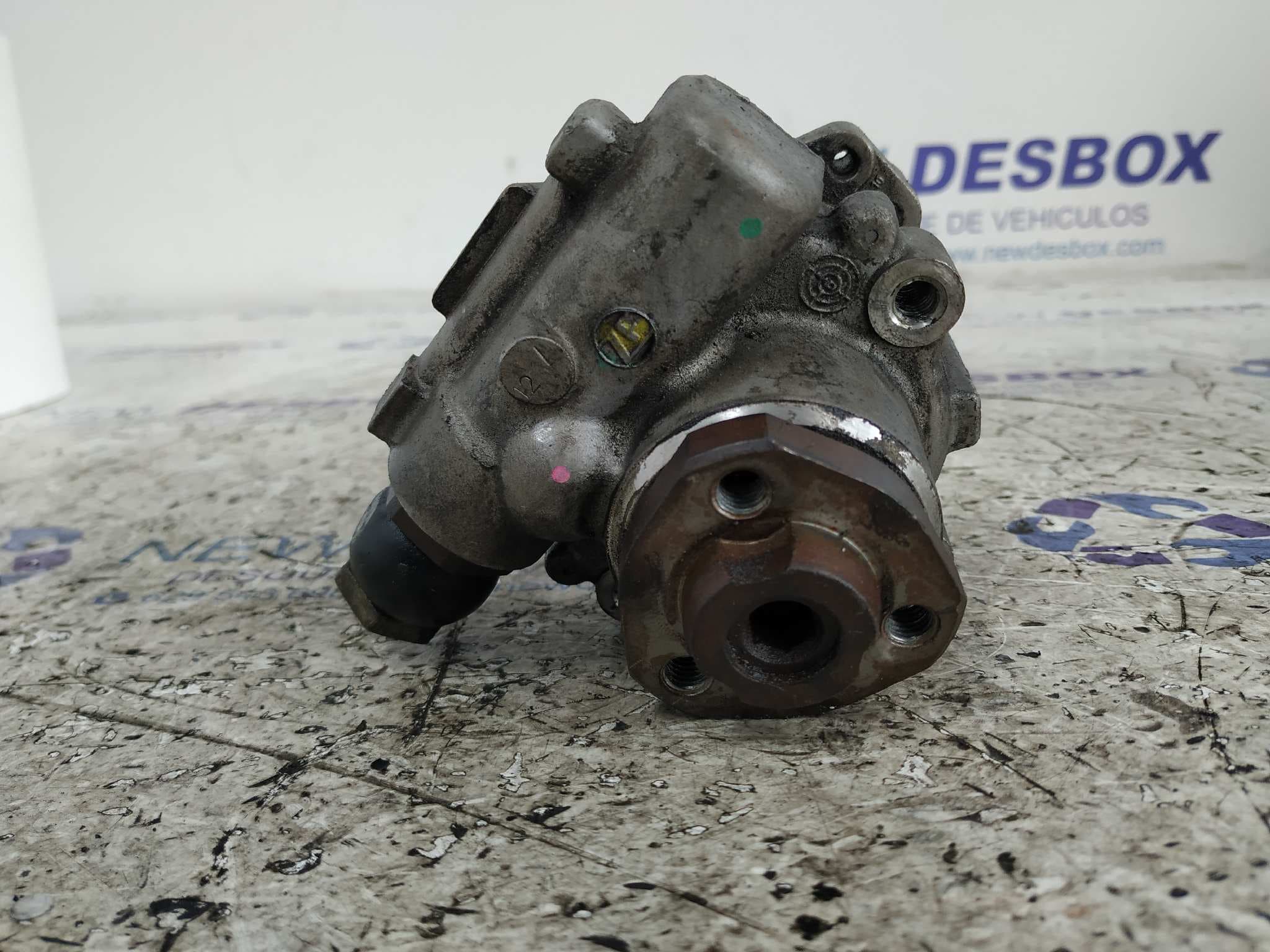 Recambio de BOMBA DIRECCION para AUDI A3 (8L) 1.8 20V AGN        referencia OEM IAM 91130   - ROJO
