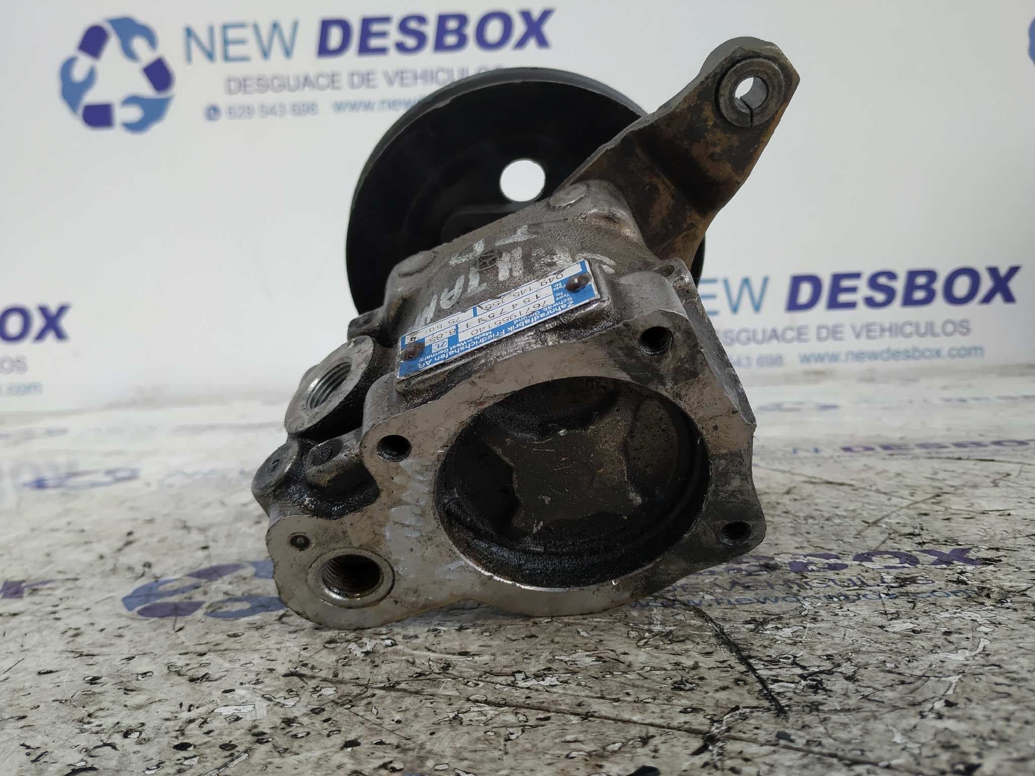 Recambio de BOMBA DIRECCION para VOLKSWAGEN SANTANA (327) CY referencia OEM IAM 6