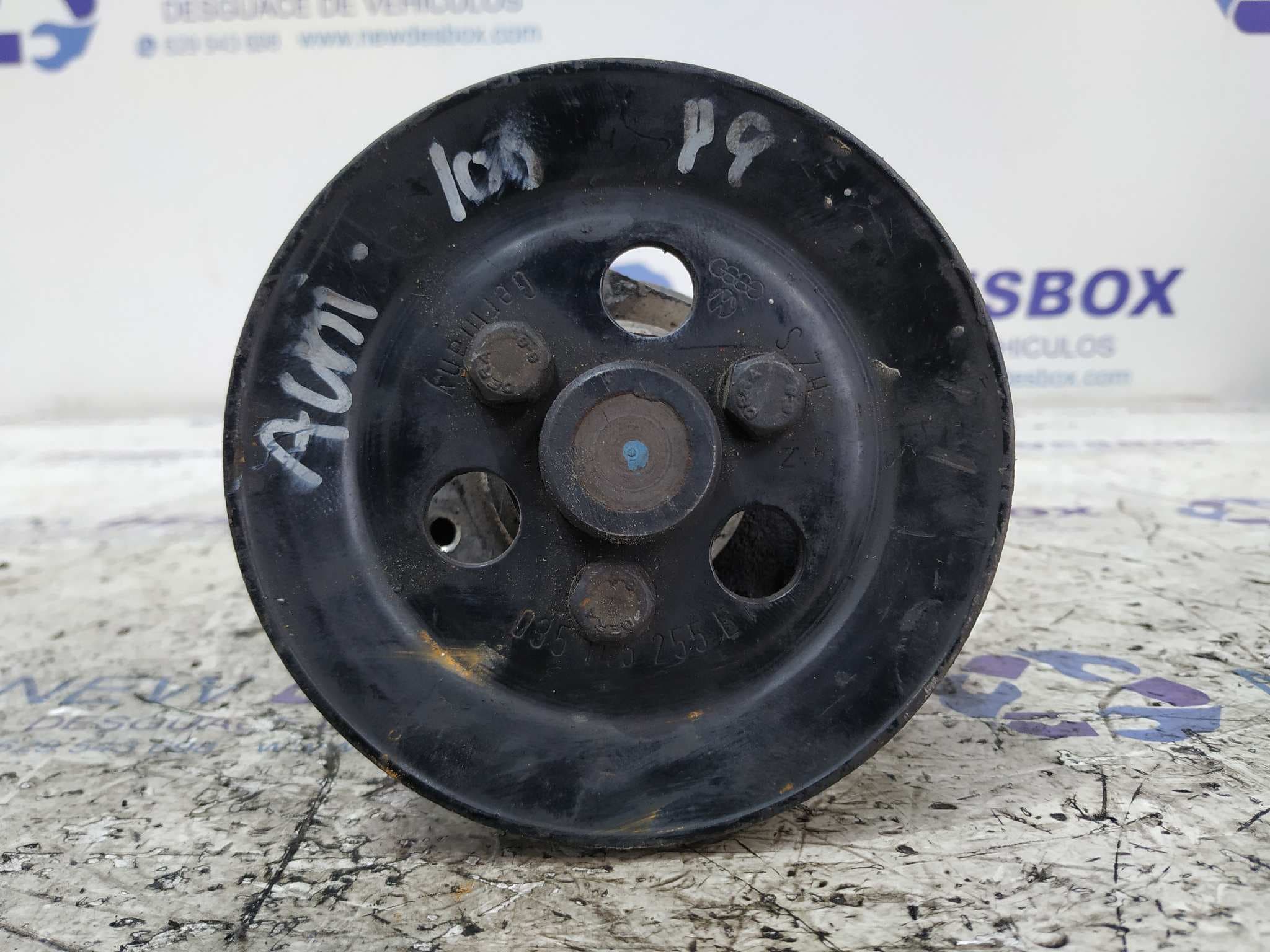 Recambio de BOMBA DIRECCION para AUDI 100 BERLINA (443) NF referencia OEM IAM 049145155