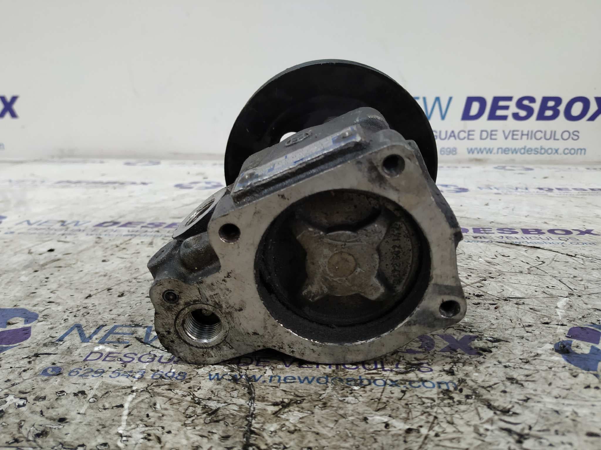 Recambio de BOMBA DIRECCION para AUDI 100 BERLINA (443) NF referencia OEM IAM 049145155 2