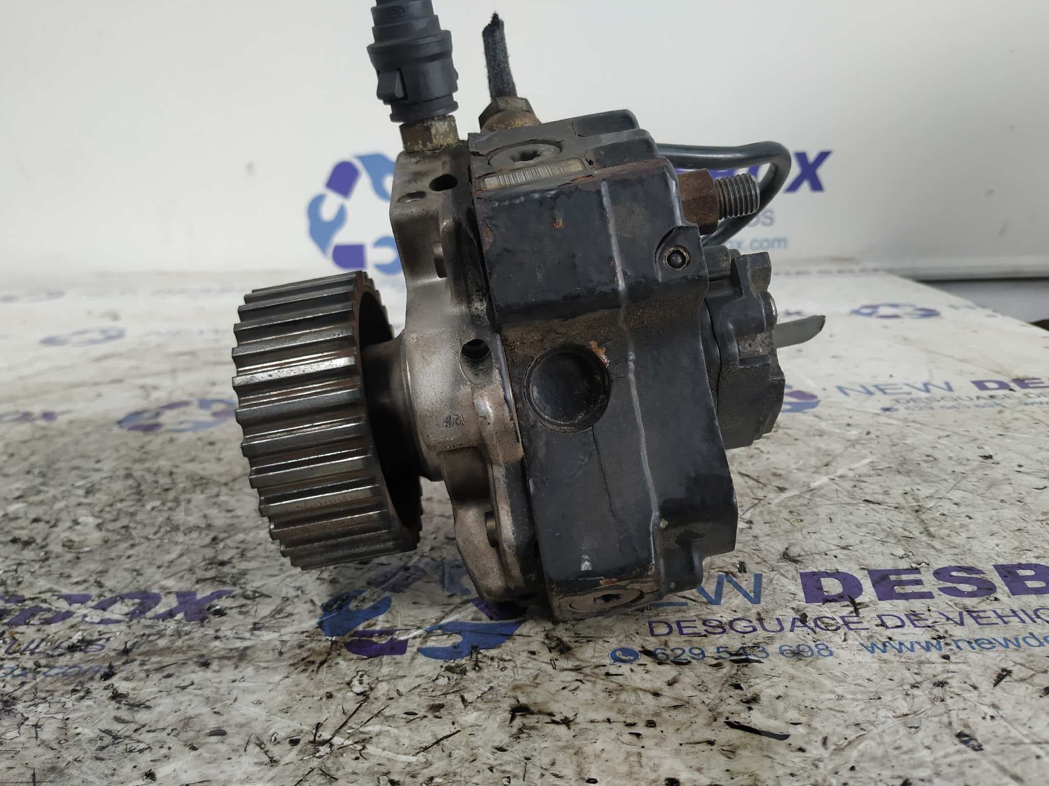 Recambio de BOMBA INYECCION para IVECO DAILY COMBI Combi 29 L ...      Batalla 3000L F1AE0481B referencia OEM IAM 0445020008   - BLANCO 5