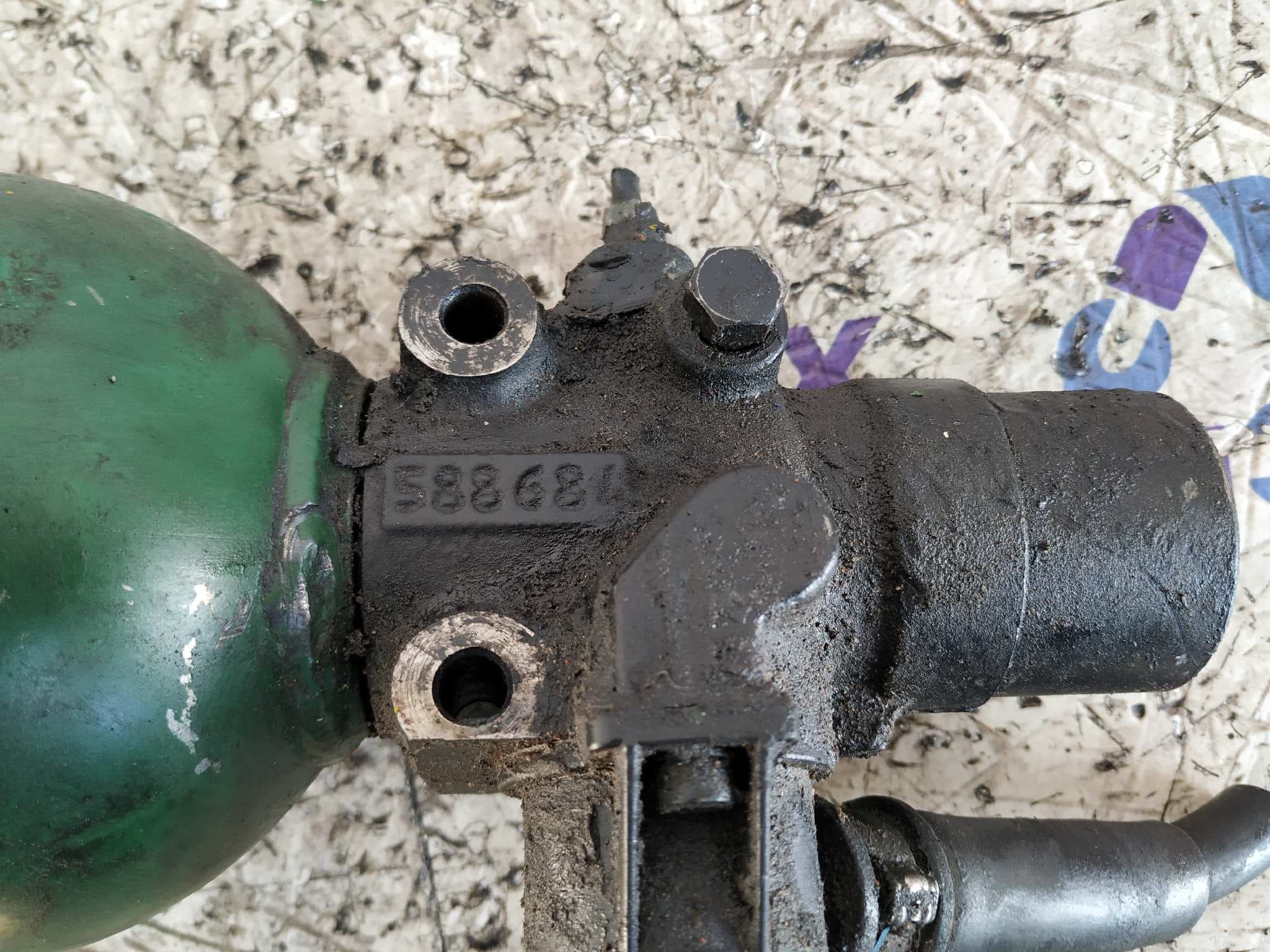 Recambio de BOMBA SUSPENSION para CITROEN XANTIA BERLINA referencia OEM IAM 588684 3