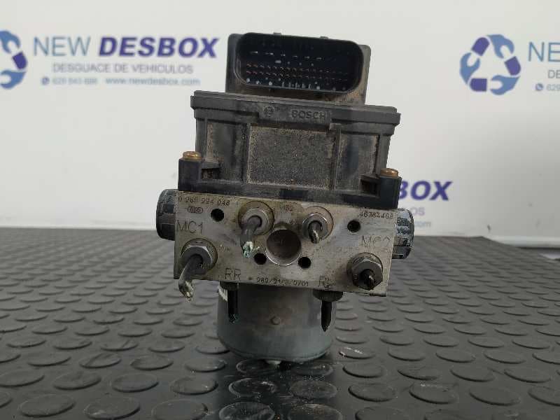 Recambio de ABS para FIAT STILO (192) 1.6 16V 182B6000 referencia OEM IAM 46784468   - ROJO