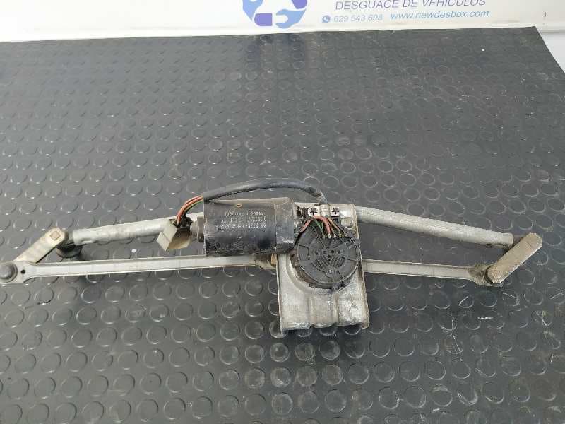 Recambio de MOTOR LIMPIA DELANTERO para VOLKSWAGEN LT CAJA ABIERTA (MOD. 1997) 2.8 TDI referencia OEM IAM 058980303   - BLANCO 4