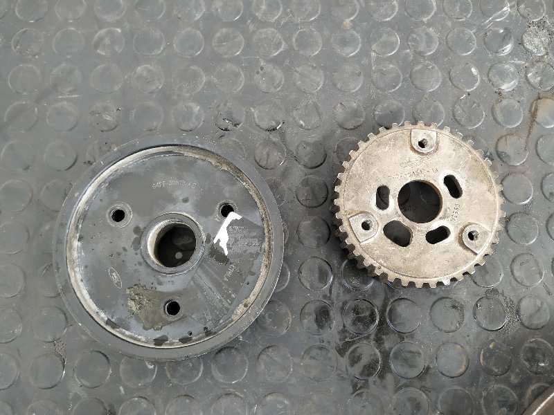 Recambio de POLEA BOMBA INYECTORA para FORD FIESTA BERLINA RTJ referencia OEM IAM 96FF9A547AA