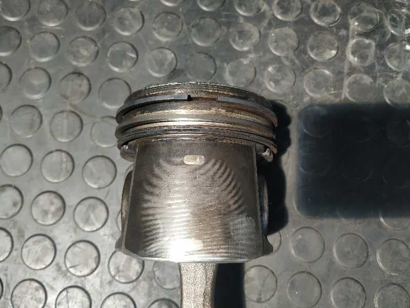 Recambio de PISTON para IVECO DAILY COMBI Combi 29 L ...      Batalla 3000L F1AE0481B referencia OEM IAM    - BLANCO 5