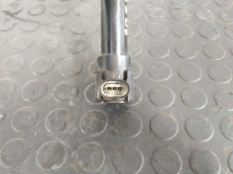 Recambio de BOBINA ENCENDIDO para FIAT STILO (192) 182B6000 referencia OEM IAM 0040100320 4