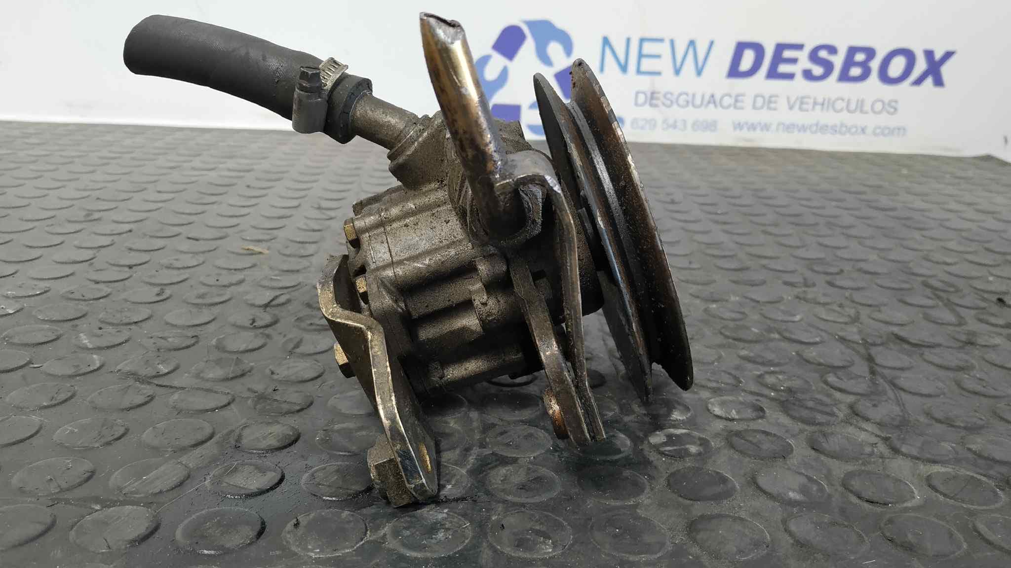 Recambio de BOMBA DIRECCION para NISSAN TRADE 100 BD30D referencia OEM IAM 7692974105 4