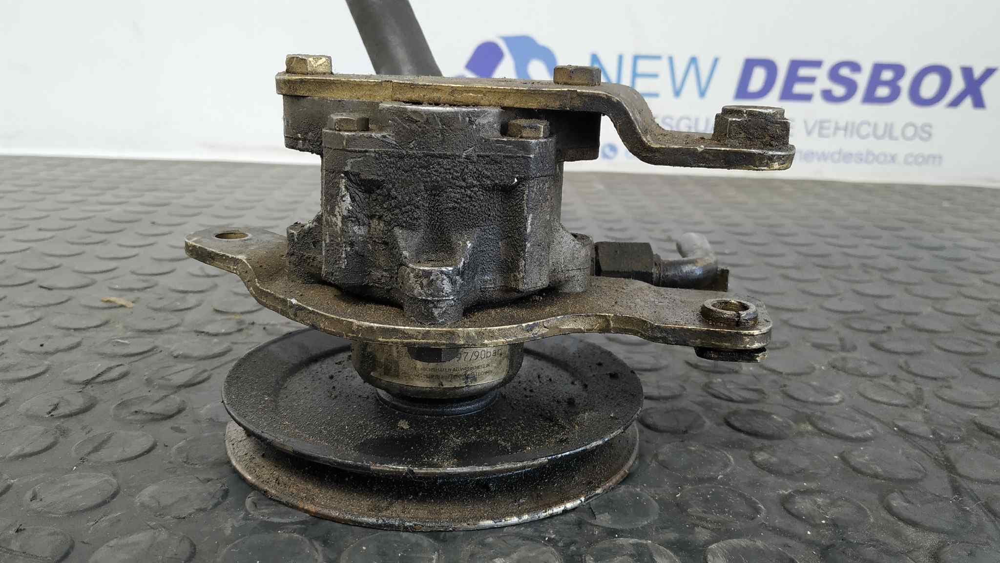 Recambio de BOMBA DIRECCION para NISSAN TRADE 100 BD30D referencia OEM IAM 7692974105 5