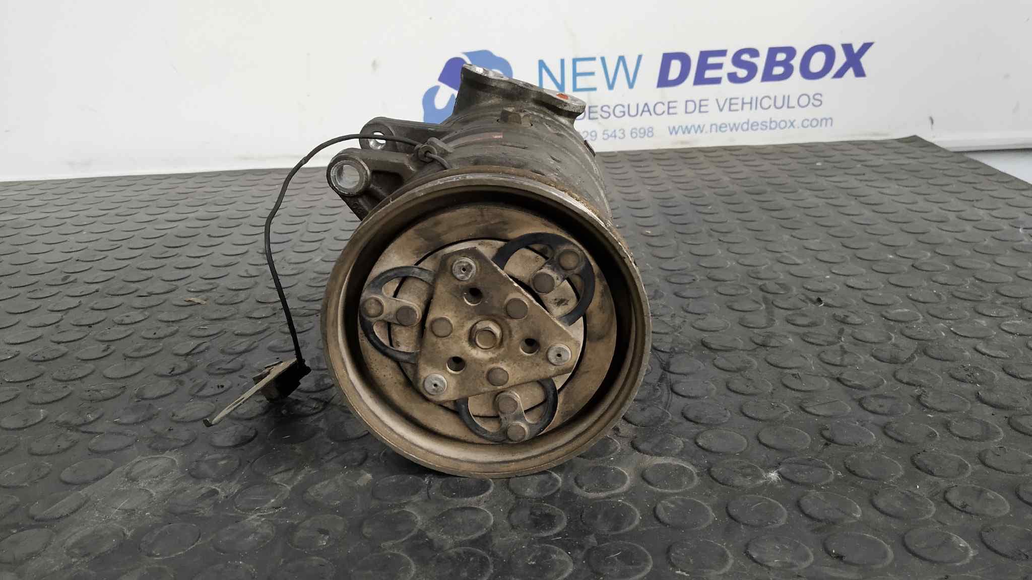 Recambio de COMPRESOR AIRE ACONDICIONADO para NISSAN VANETTE (C 220) Vanette  Transporter GA16DE referencia OEM IAM 5062116010   - VERDE