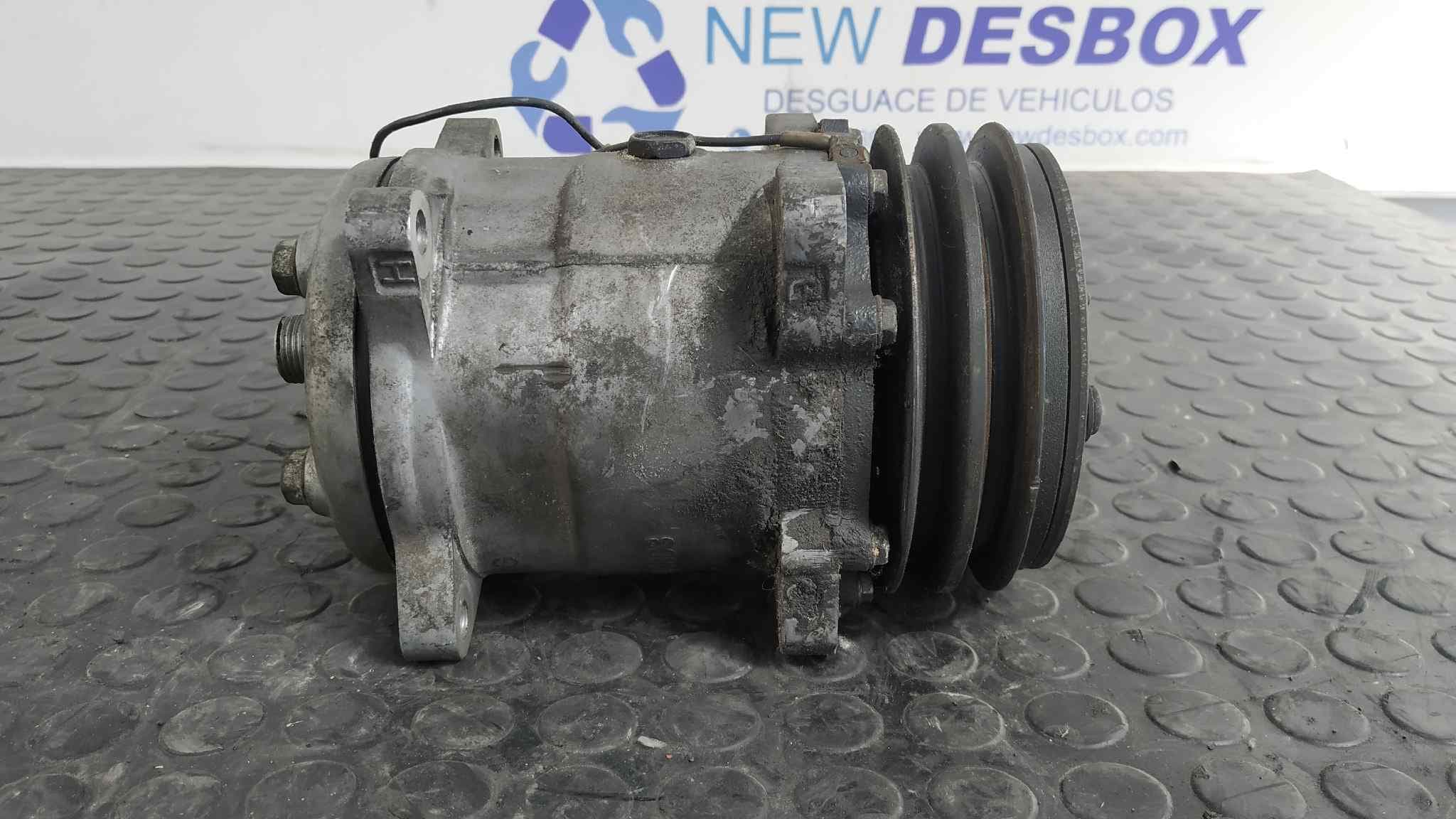 Recambio de COMPRESOR AIRE ACONDICIONADO para NISSAN VANETTE CARGO LD23 referencia OEM IAM SE5H14 4