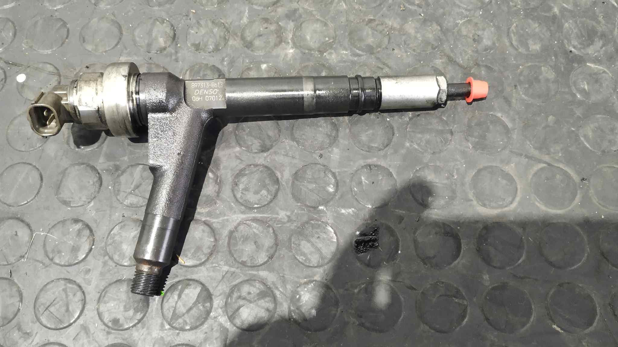 Recambio de INYECTOR para OPEL MERIVA 1.7 Z17DTH referencia OEM IAM 8973138613
