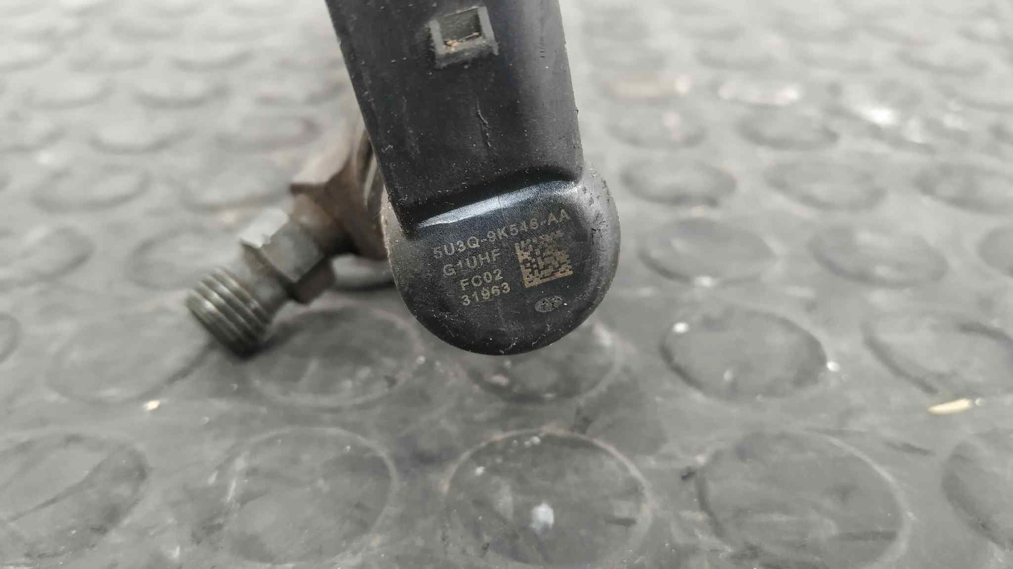 Recambio de INYECTOR para PEUGEOT 407 2.7 HDI FAP CAT (UHZ / DT17TED4) UHZ referencia OEM IAM 5U3Q9K546AA 4