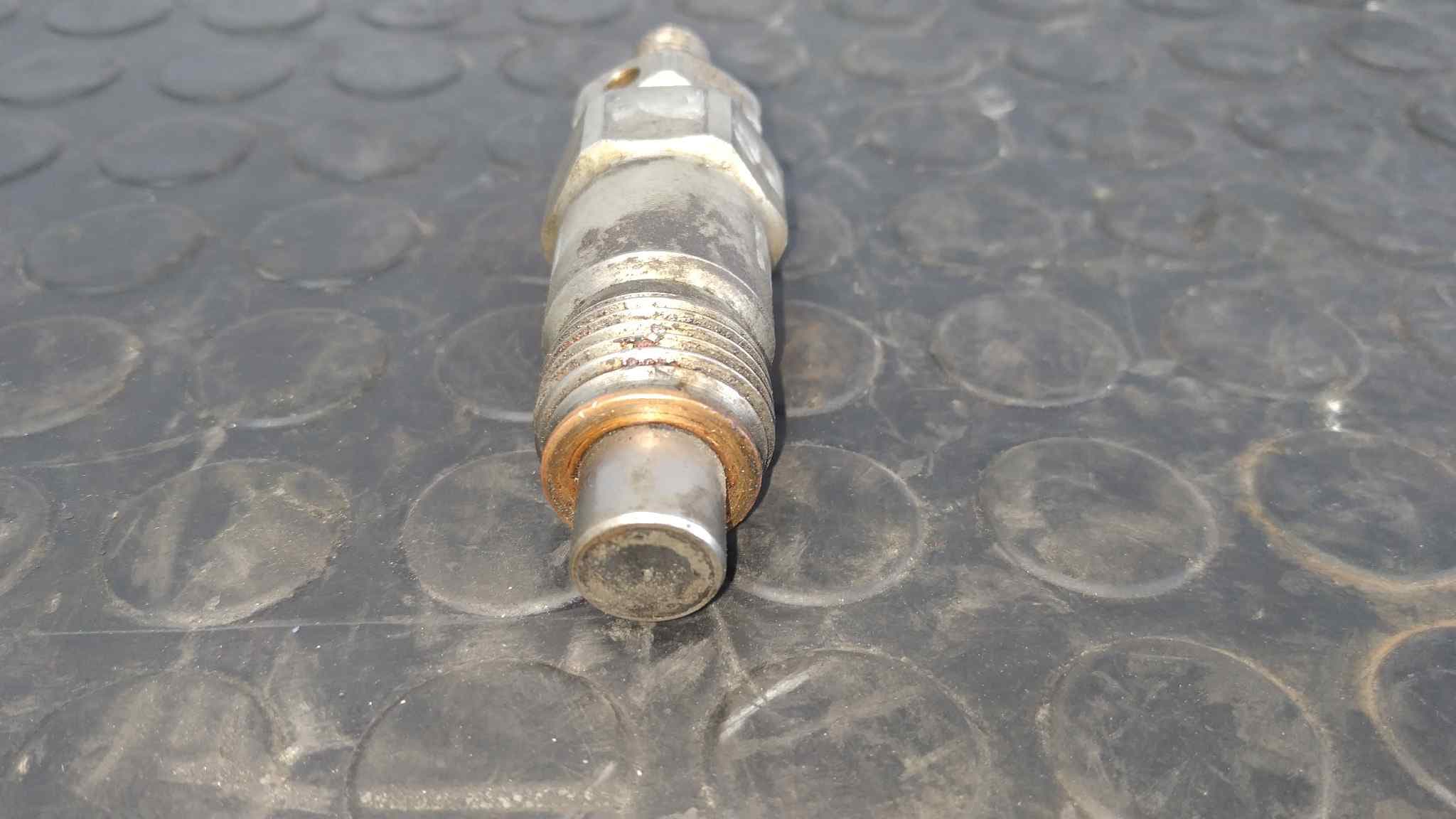 Recambio de INYECTOR para NISSAN PATROL (K/W160) RD28 referencia OEM IAM 710721 3