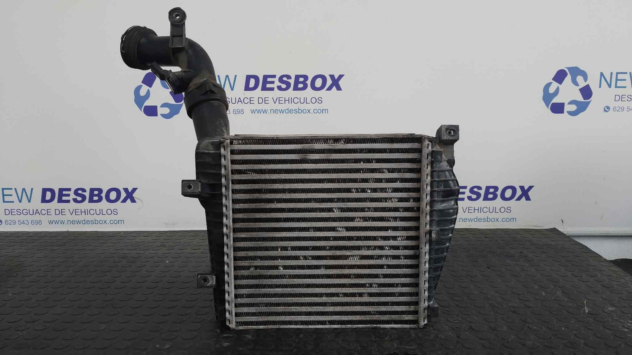 Recambio de INTERCOOLER para VOLKSWAGEN TOUAREG (7LA) BLE referencia OEM IAM 7L0145804A   - AZUL CLARO 7