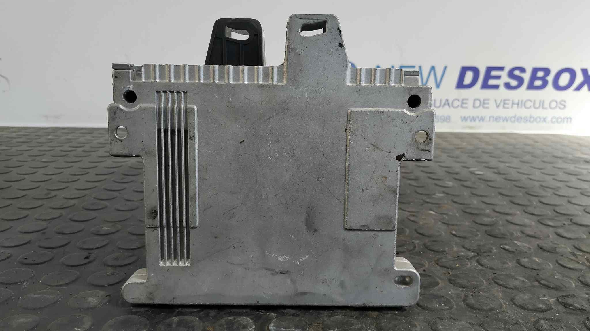 Recambio de CENTRALITA MOTOR UCE para MERCEDES-BENZ CLASE E (W210) M104995 referencia OEM IAM 2105450632 2