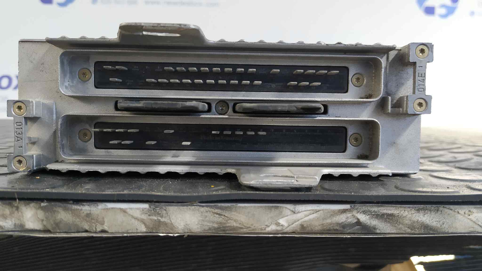 Recambio de CENTRALITA MOTOR UCE para MERCEDES-BENZ CLASE E (W210) M104995 referencia OEM IAM 2105450632 3