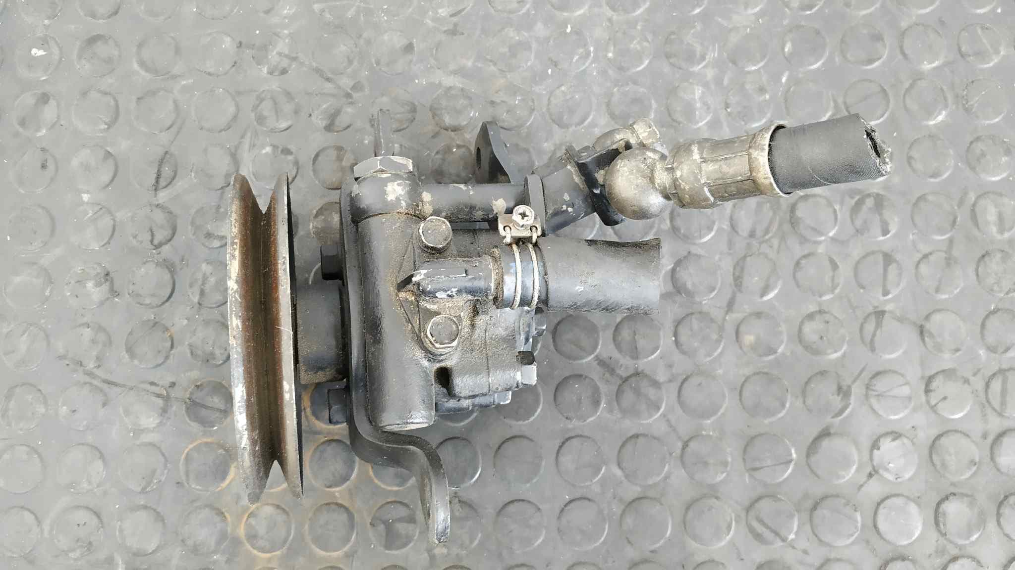 Recambio de BOMBA DIRECCION para NISSAN TERRANO (WD21) TD27T referencia OEM IAM 4911080G00 3