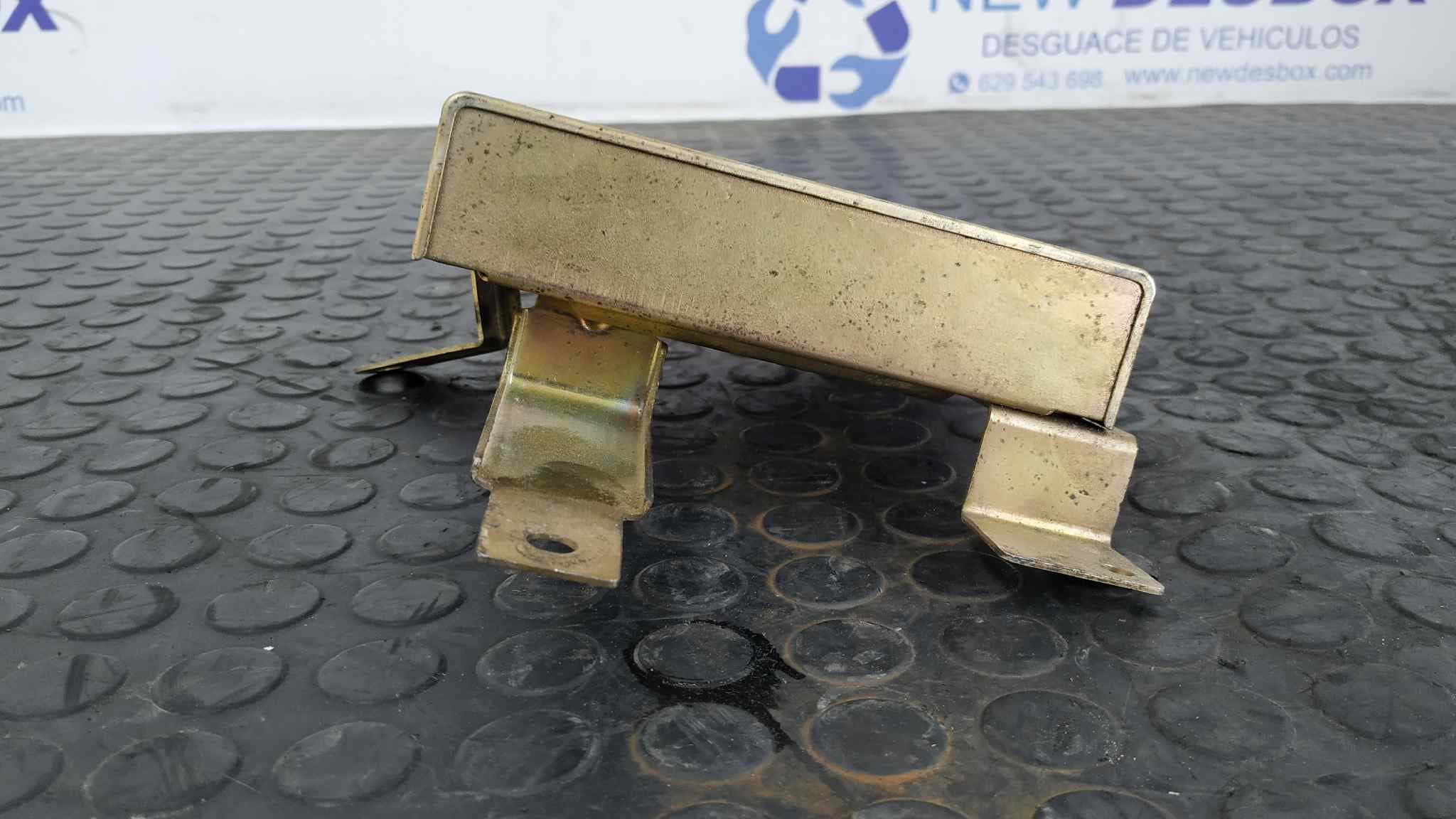 Recambio de CENTRALITA MOTOR UCE para NISSAN TERRANO (WD21) TD27T referencia OEM IAM 2371080G20 2