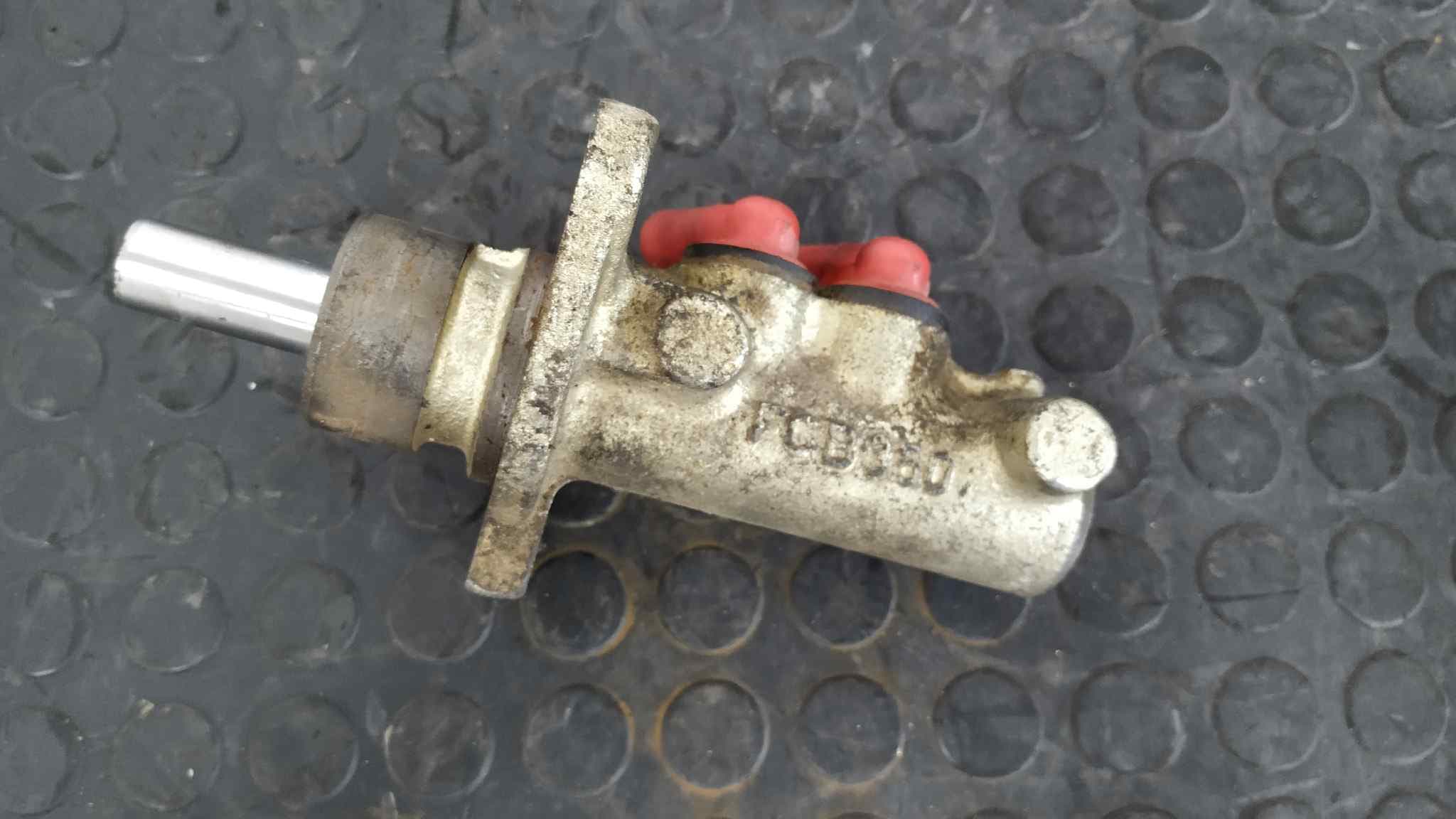 Recambio de BOMBA FRENO para NISSAN TRADE 3.0 A428 referencia OEM IAM FCB350 6