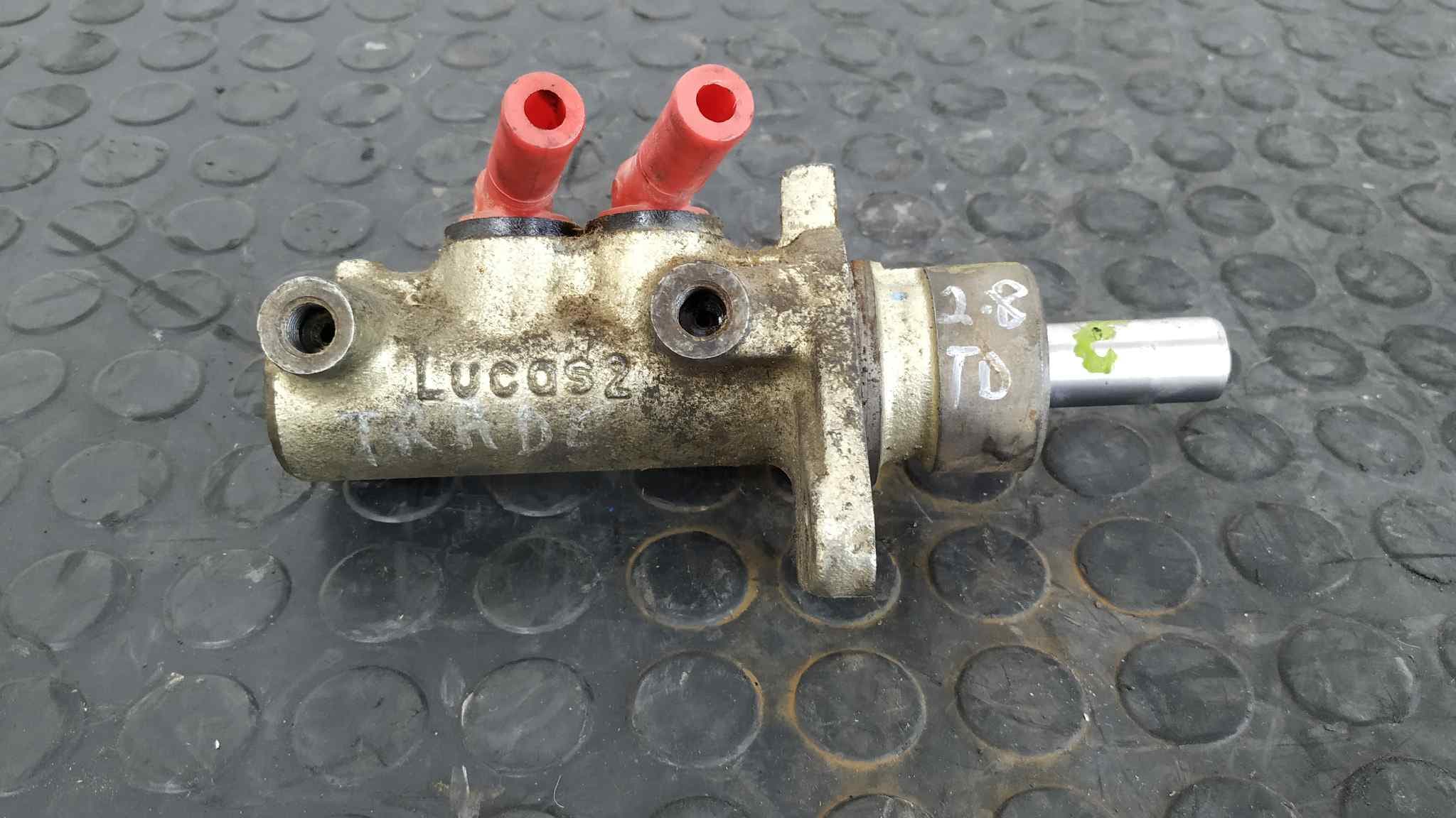 Recambio de BOMBA FRENO para NISSAN TRADE 3.0 A428 referencia OEM IAM FCB350 4